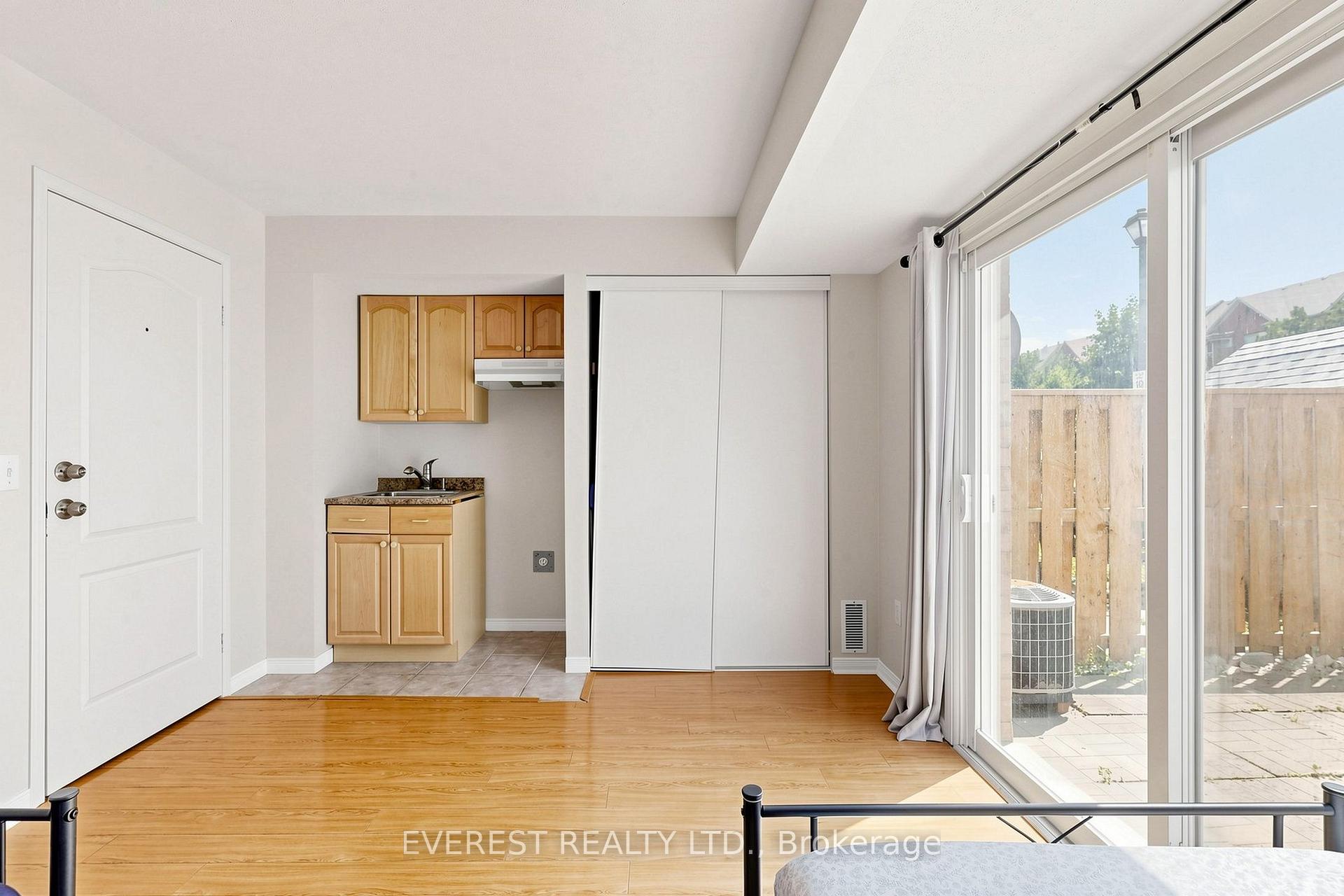 Photo 18 of 121 Jenkinson Way, Scarborough, Dorset Park — HOMEH