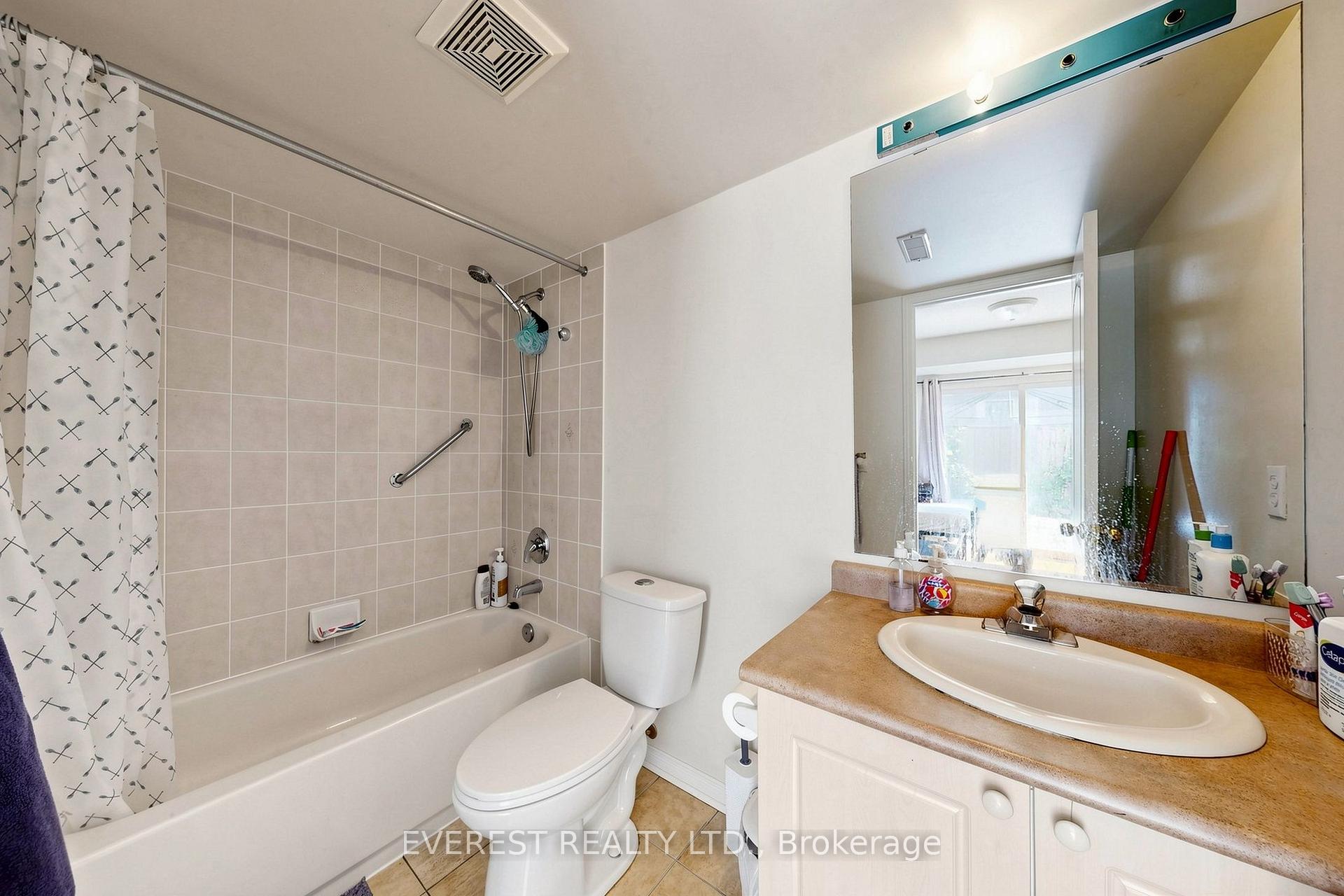 Photo 19 of 121 Jenkinson Way, Scarborough, Dorset Park — HOMEH