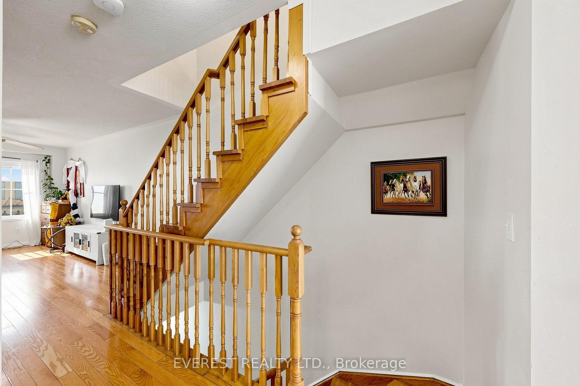 Photo 23 of 121 Jenkinson Way, Scarborough, Dorset Park — HOMEH