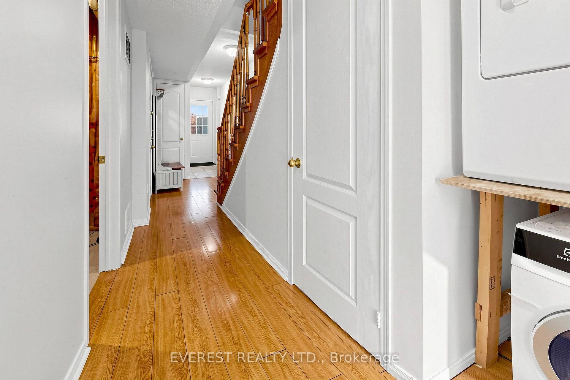 Photo 35 of 121 Jenkinson Way, Scarborough, Dorset Park — HOMEH