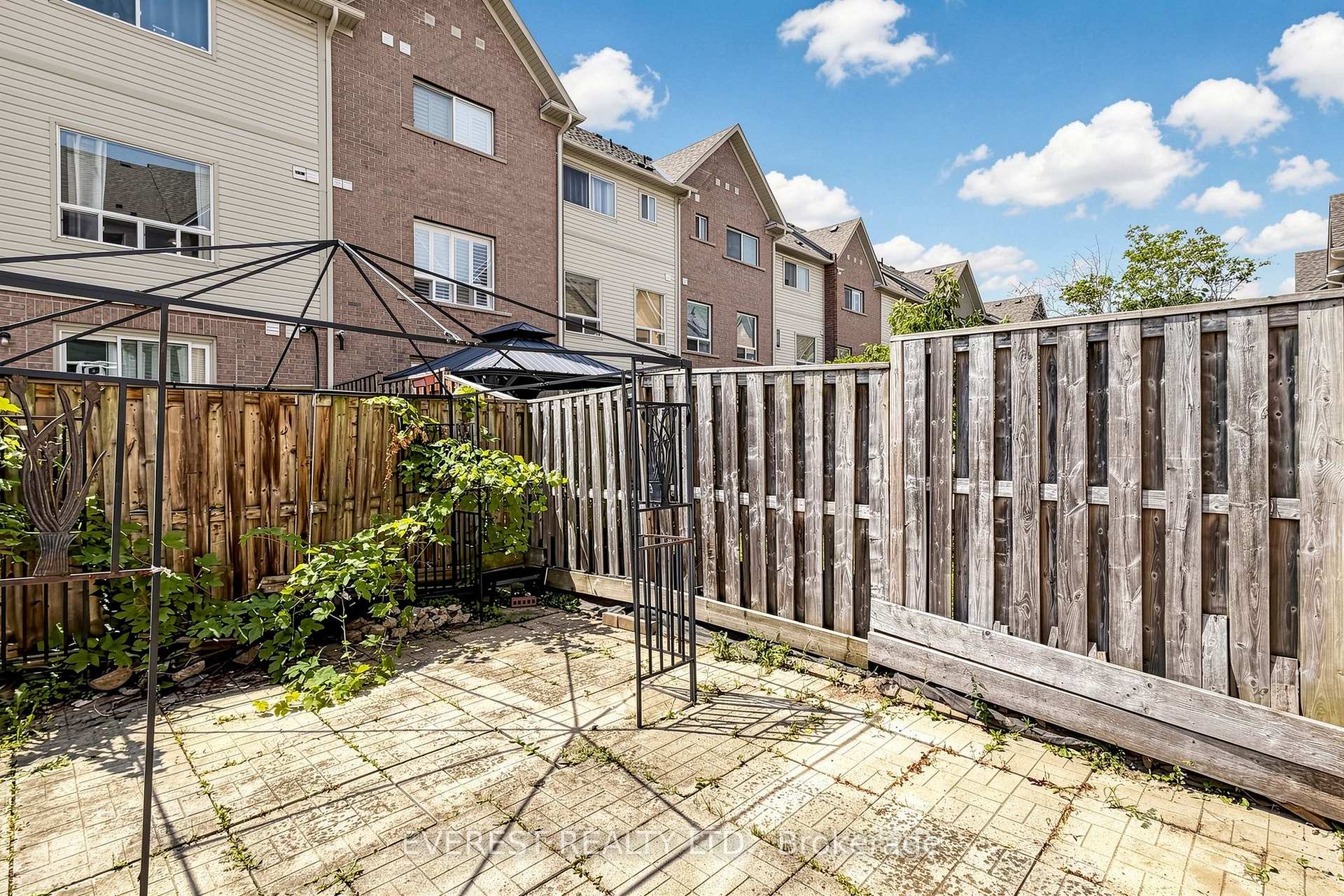 Photo 37 of 121 Jenkinson Way, Scarborough, Dorset Park — HOMEH