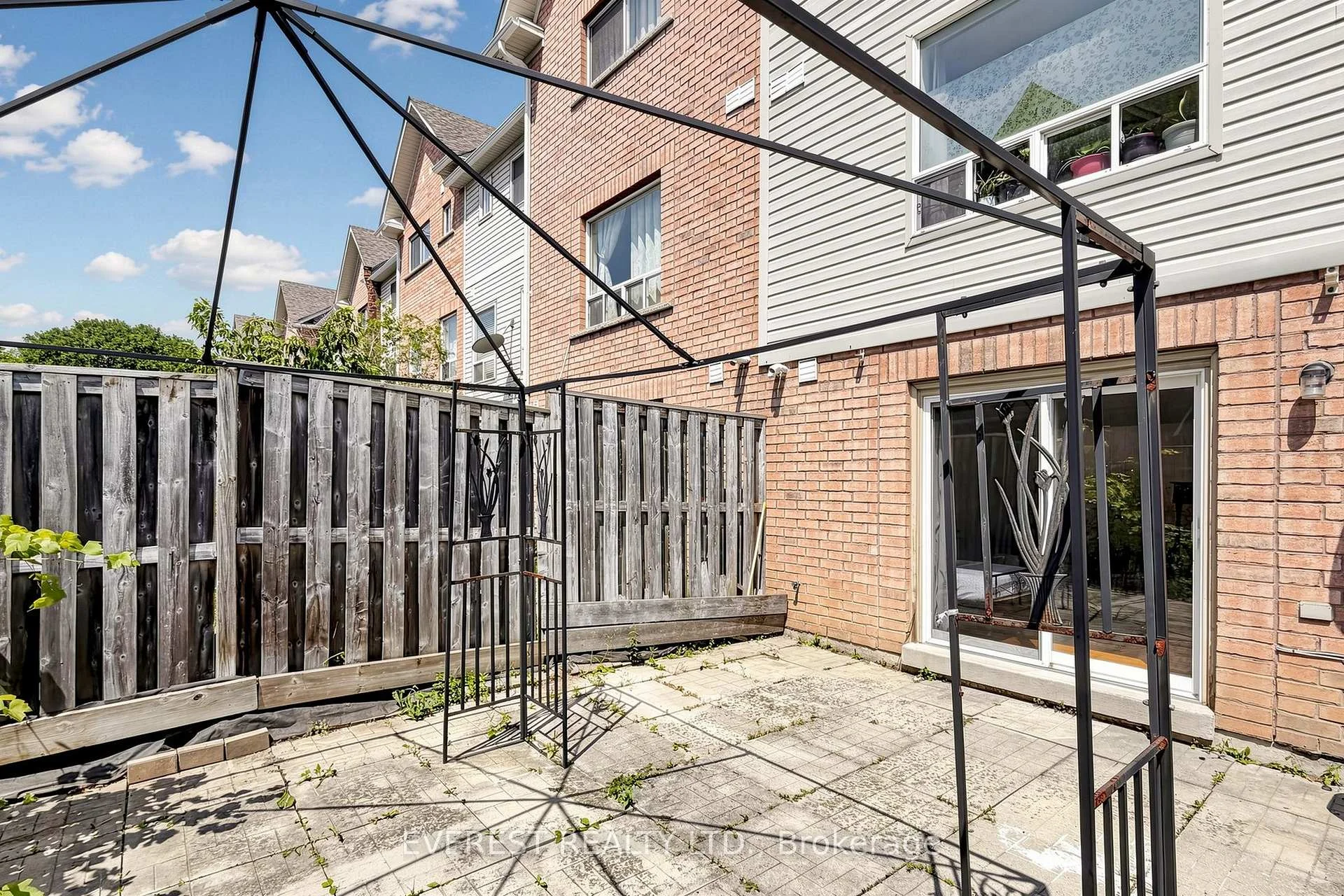 Photo 38 of 121 Jenkinson Way, Scarborough, Dorset Park — HOMEH