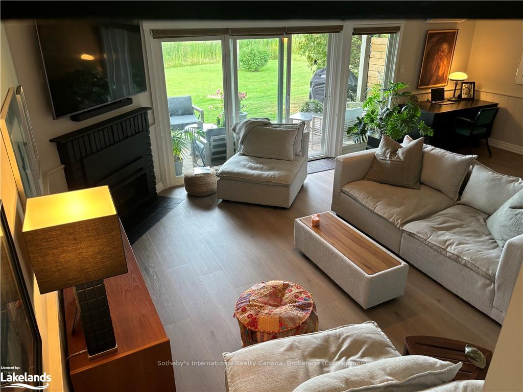 Photo 13 of 570 Oxbow Crescent, Collingwood — HOMEH