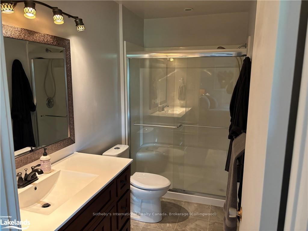 Photo 21 of 570 Oxbow Crescent, Collingwood — HOMEH