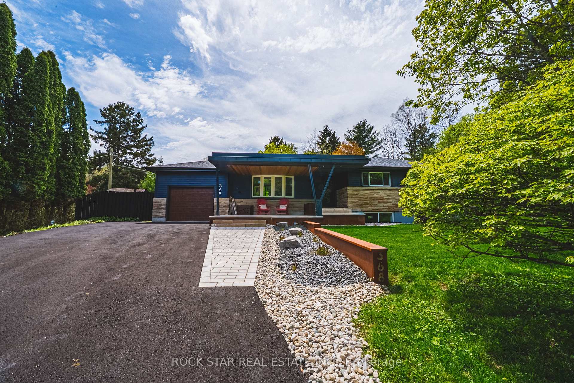 Photo 1 of 368 Philip Place, Hamilton, Ancaster — HOMEH