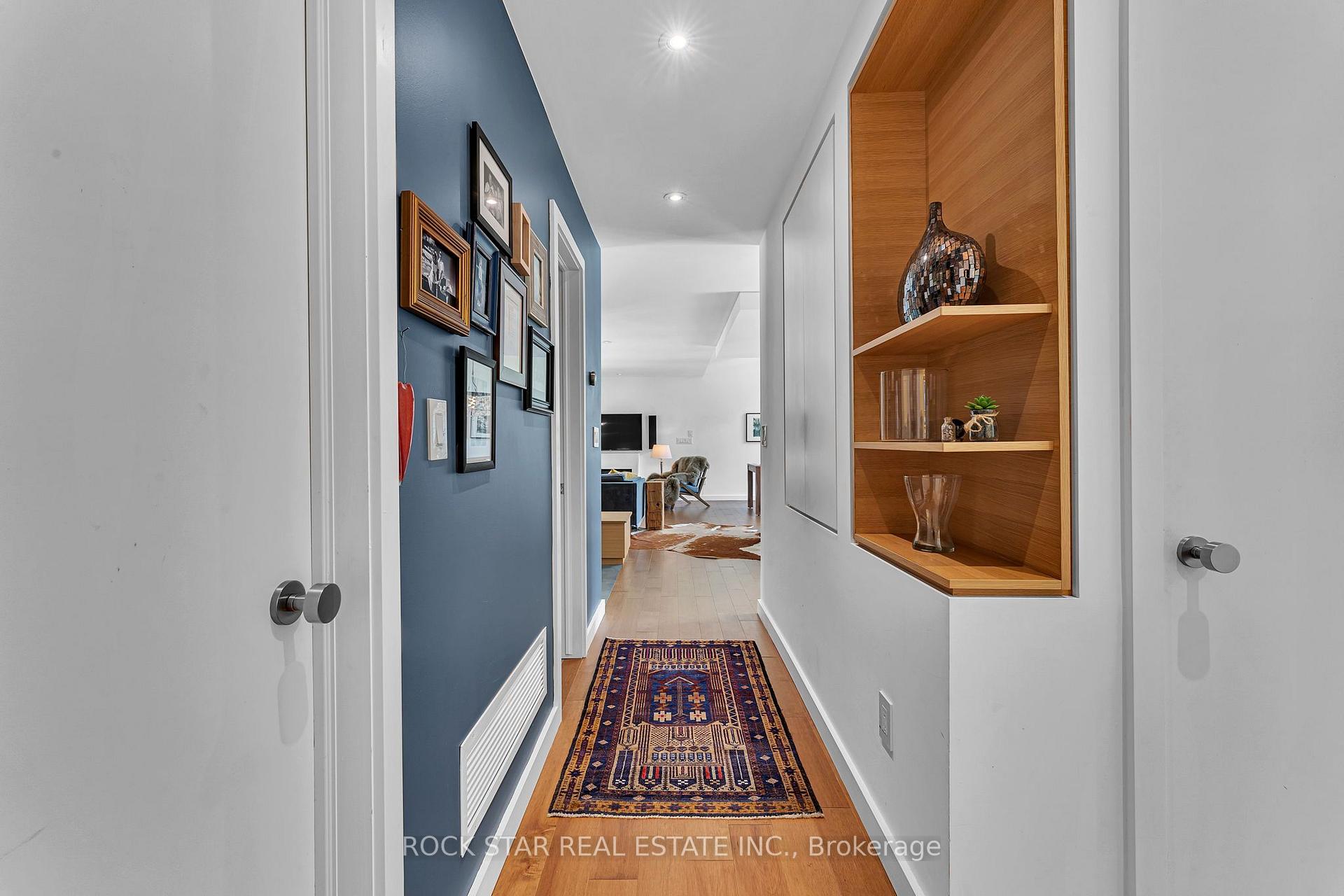Photo 17 of 368 Philip Place, Hamilton, Ancaster — HOMEH