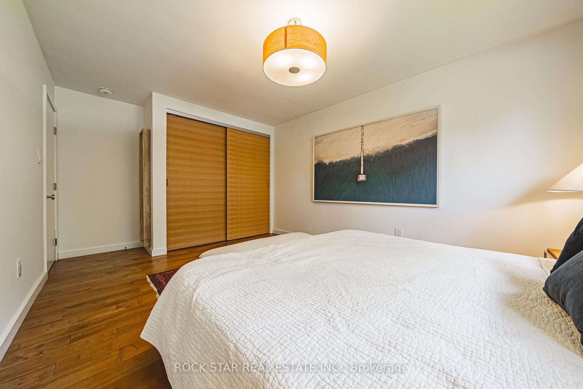 Photo 20 of 368 Philip Place, Hamilton, Ancaster — HOMEH
