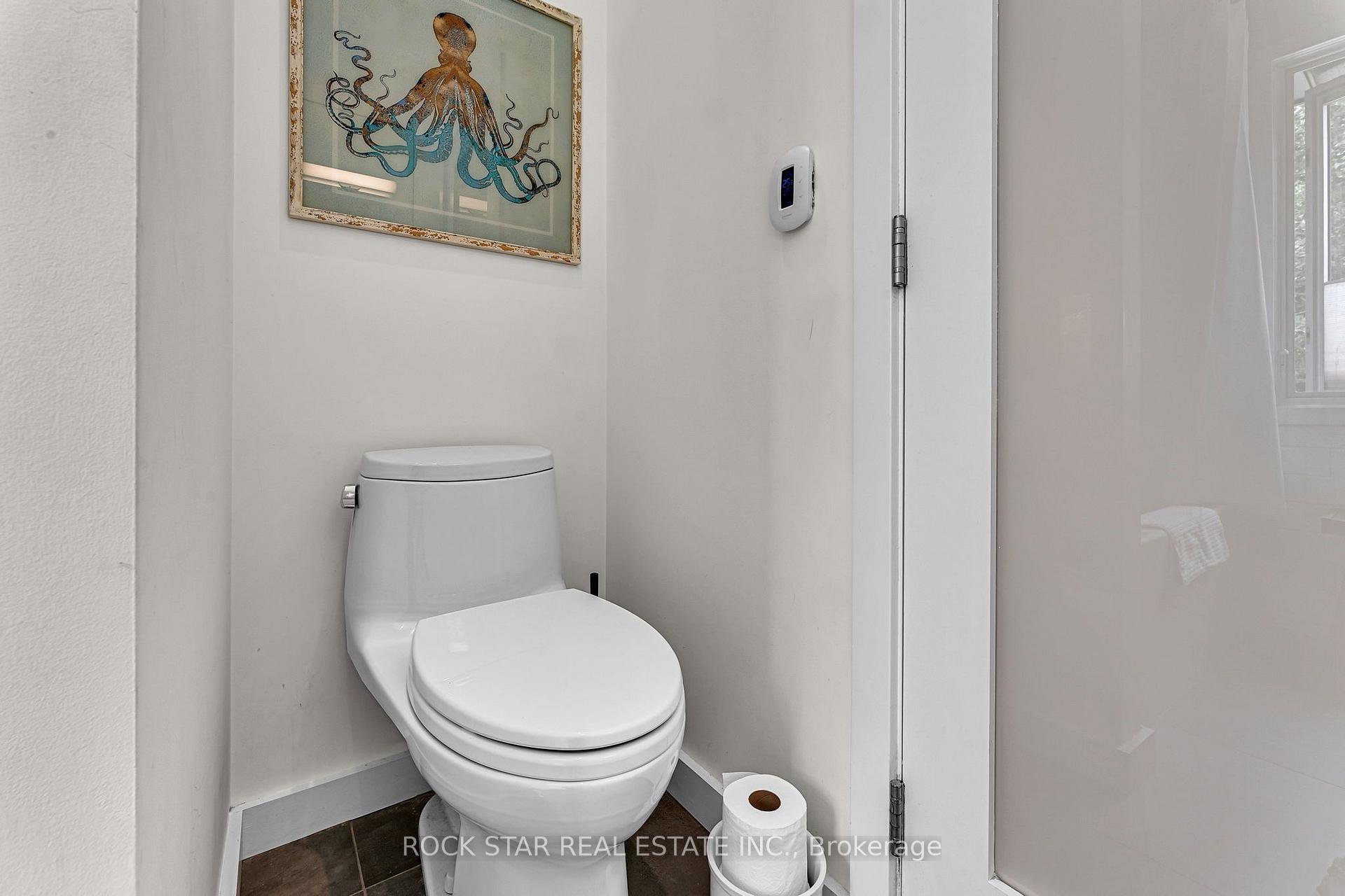 Photo 22 of 368 Philip Place, Hamilton, Ancaster — HOMEH