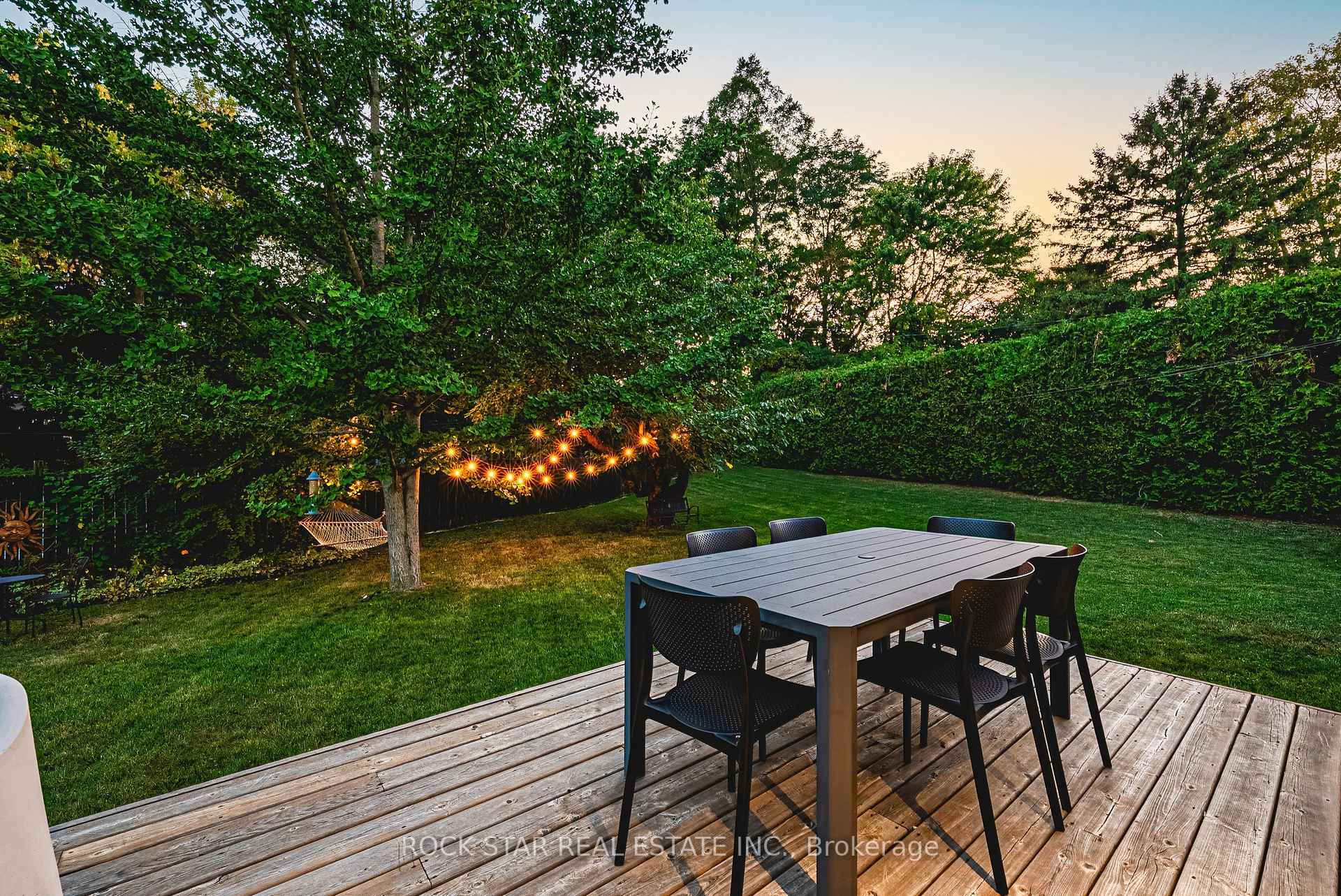 Photo 32 of 368 Philip Place, Hamilton, Ancaster — HOMEH