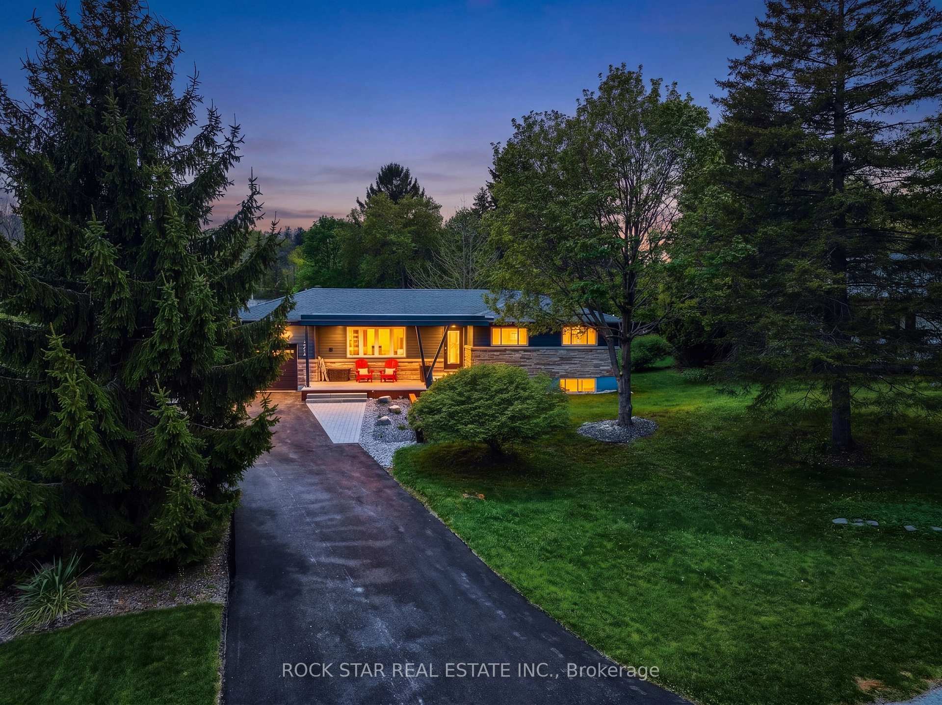 Photo 37 of 368 Philip Place, Hamilton, Ancaster — HOMEH