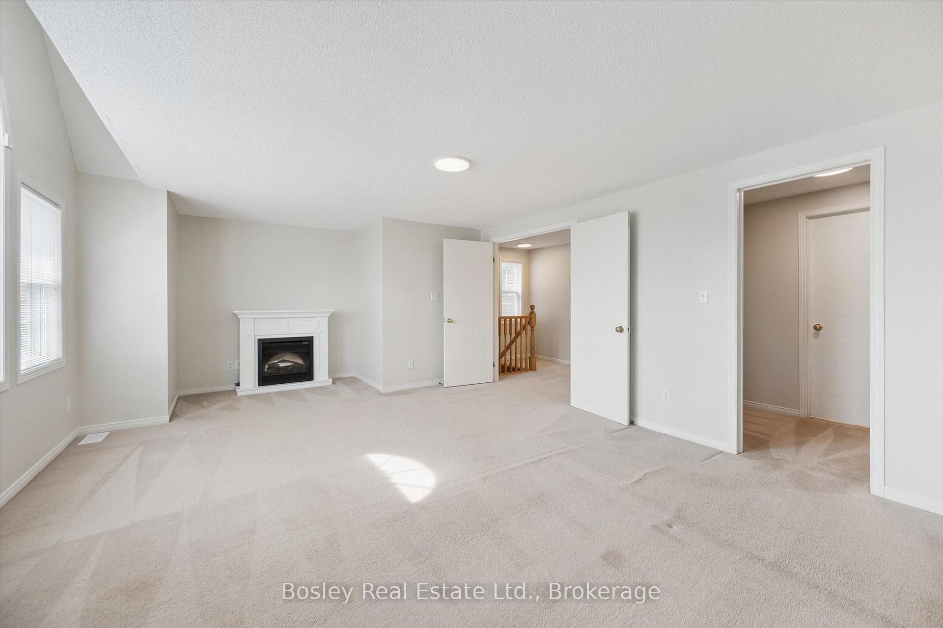 Photo 25 of 526 Thornview Place, Waterloo, Columbia Forest — HOMEH