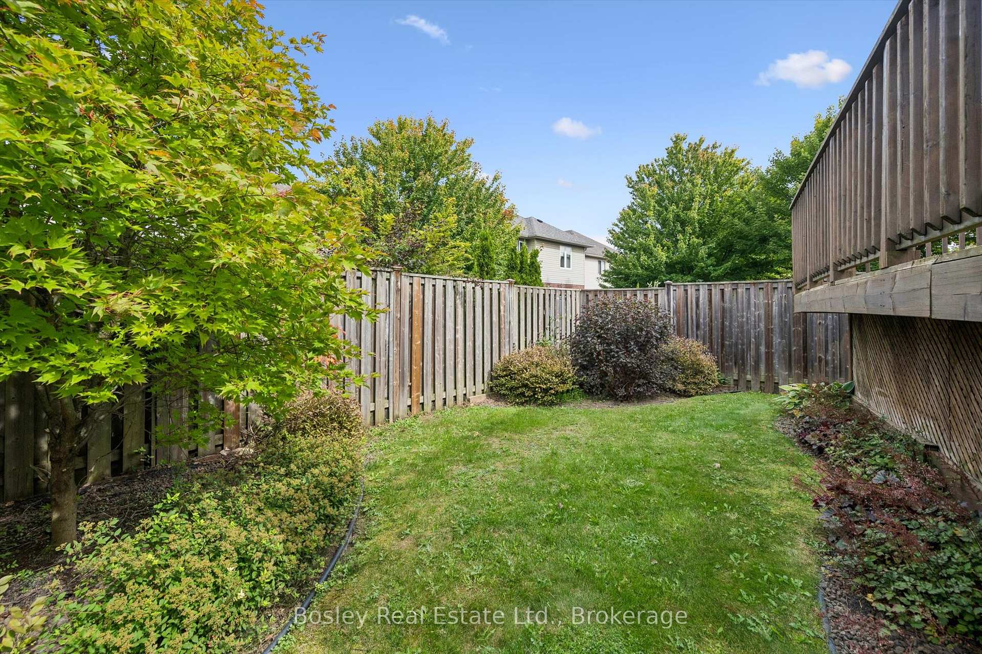 Photo 32 of 526 Thornview Place, Waterloo, Columbia Forest — HOMEH