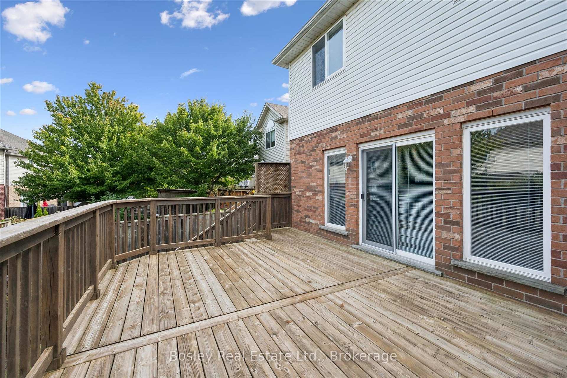 Photo 36 of 526 Thornview Place, Waterloo, Columbia Forest — HOMEH