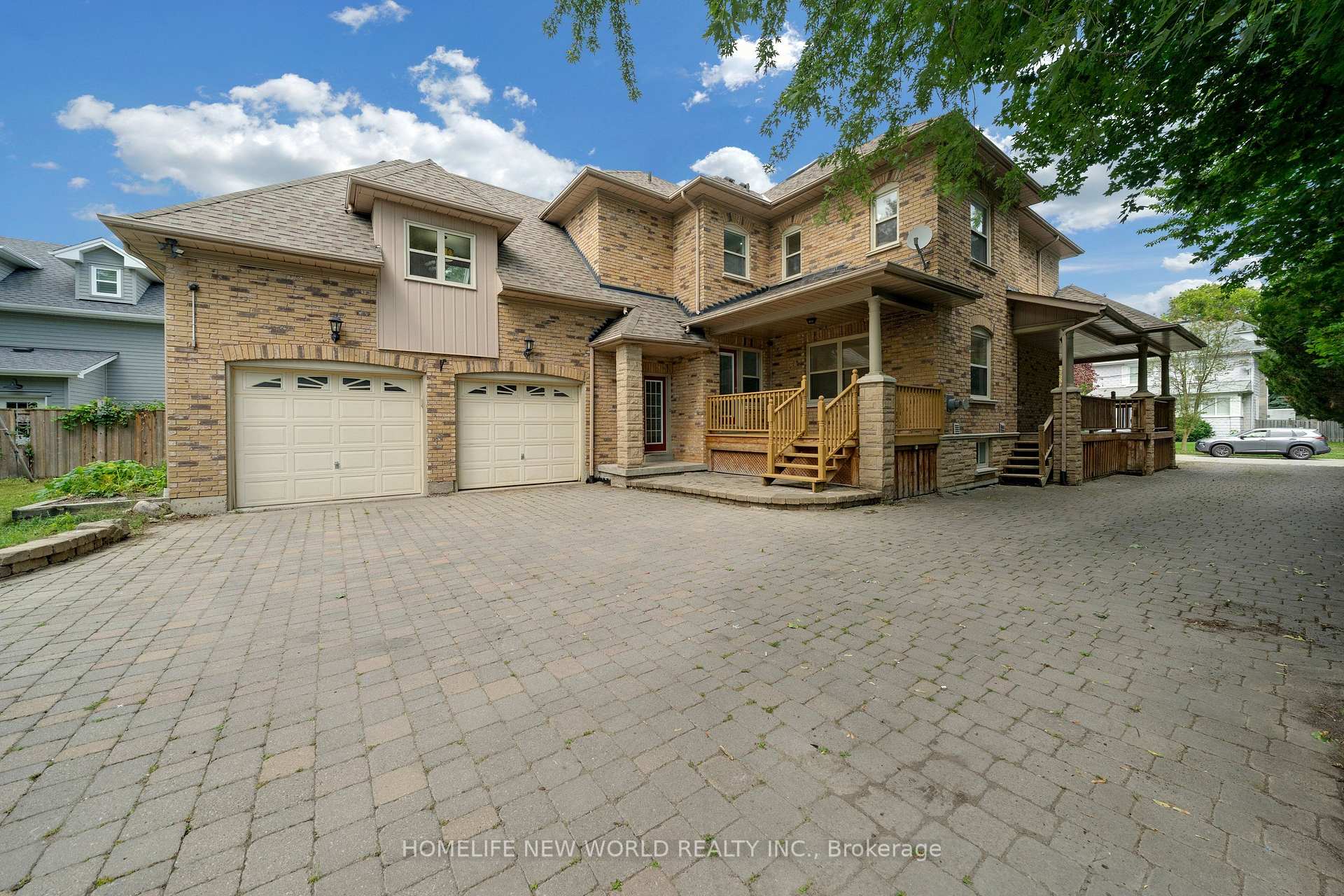 Photo 4 of 9 Pavillion Street, Markham, Unionville — HOMEH