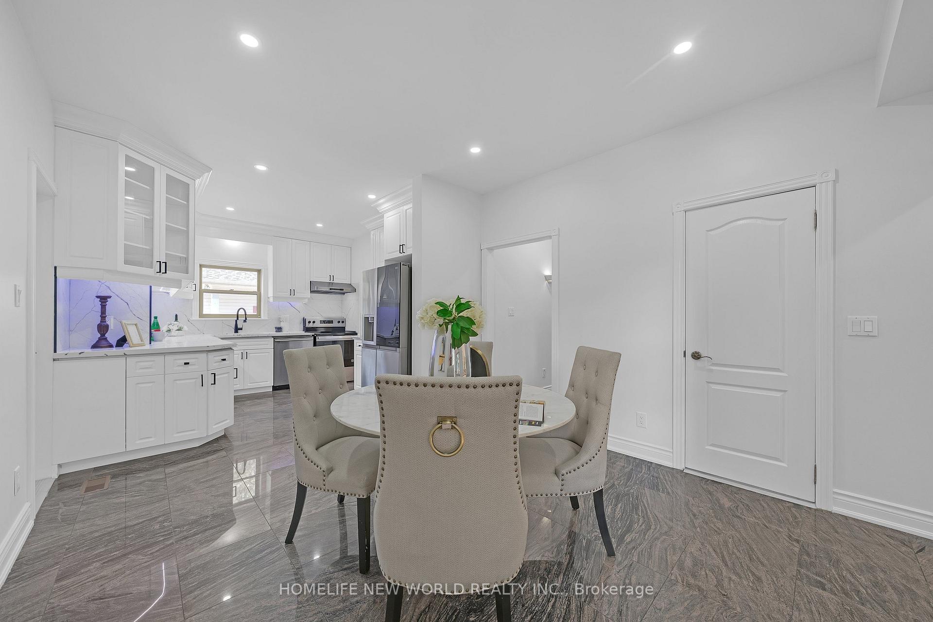 Photo 18 of 9 Pavillion Street, Markham, Unionville — HOMEH