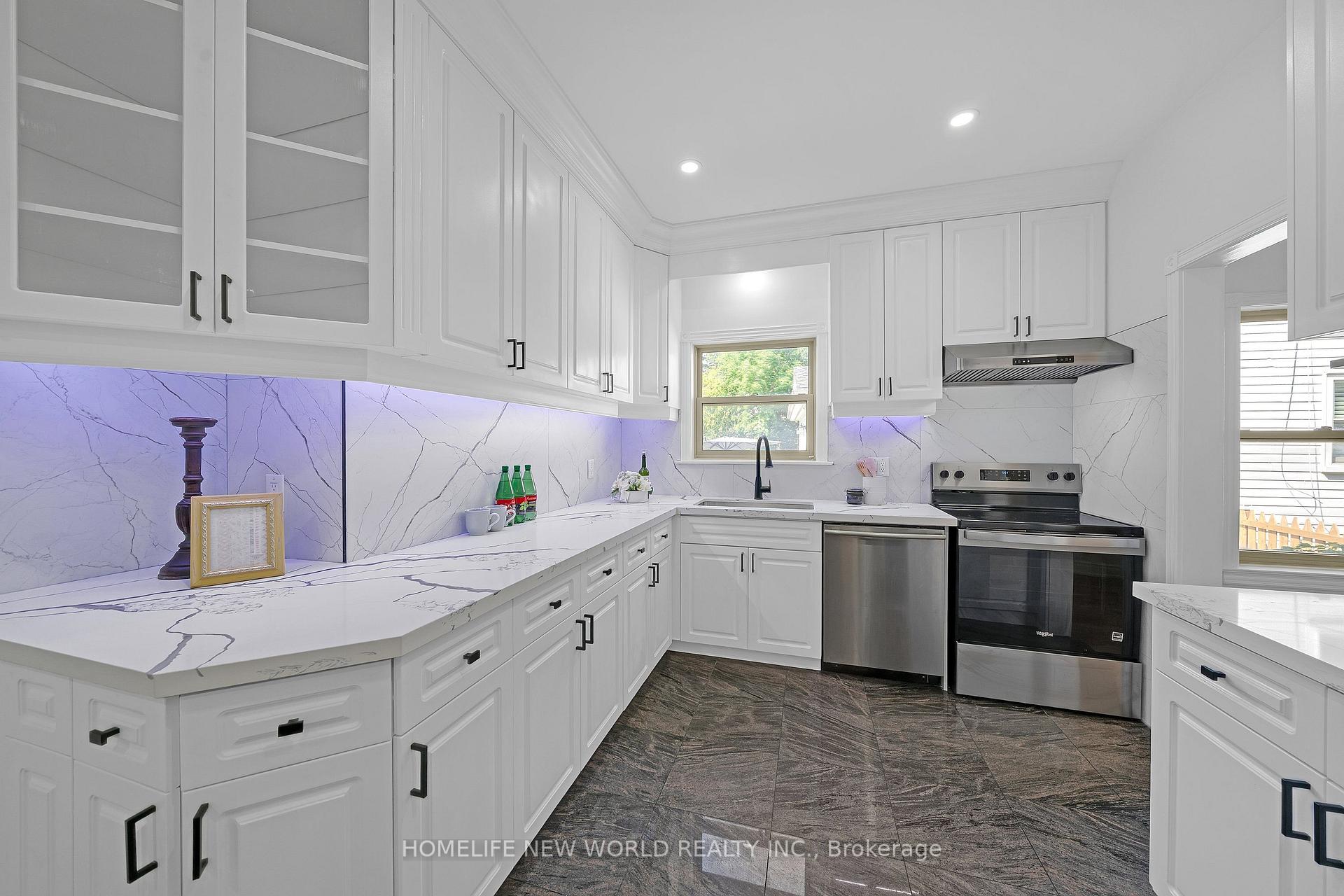 Photo 20 of 9 Pavillion Street, Markham, Unionville — HOMEH