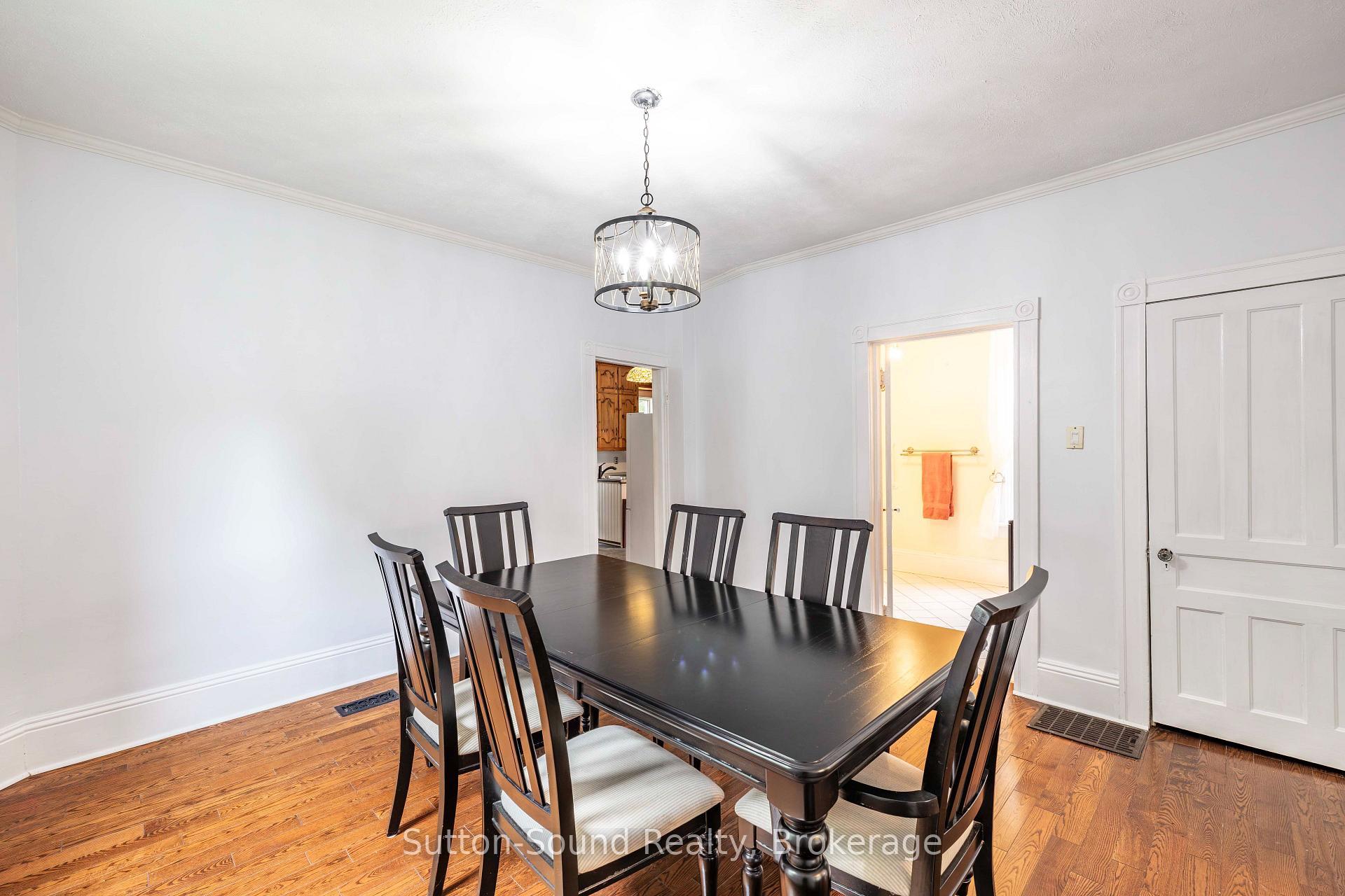 Photo 9 of 359 5th Street E, Owen Sound — HOMEH