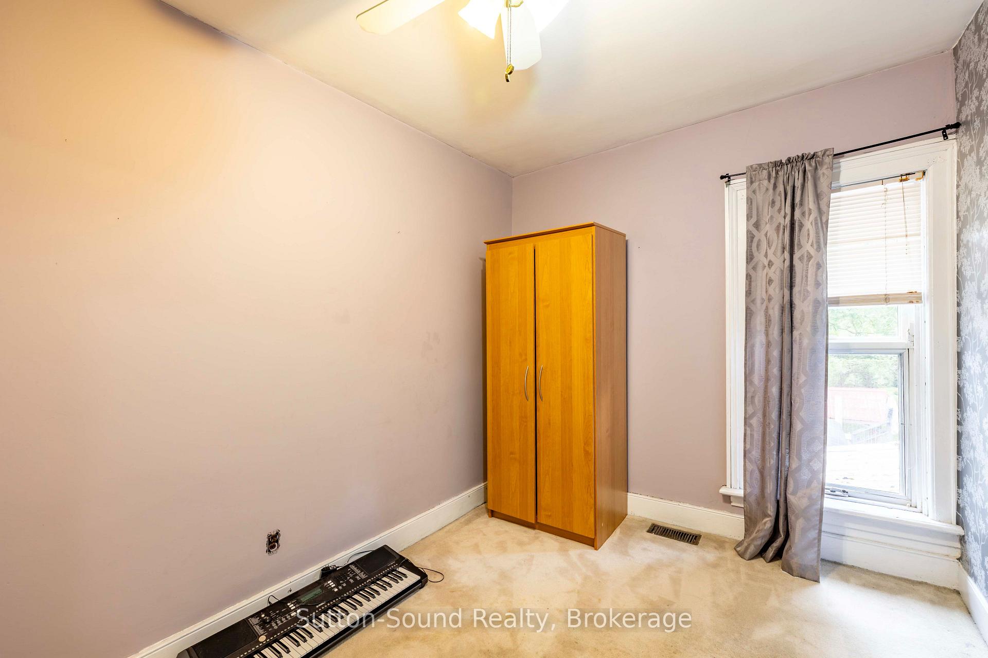 Photo 18 of 359 5th Street E, Owen Sound — HOMEH