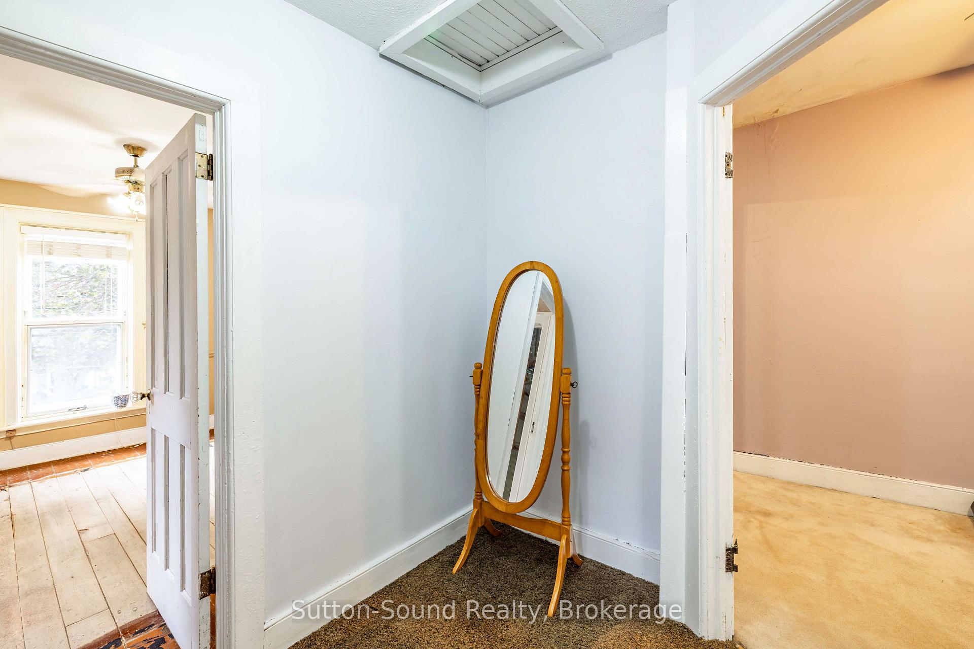 Photo 21 of 359 5th Street E, Owen Sound — HOMEH