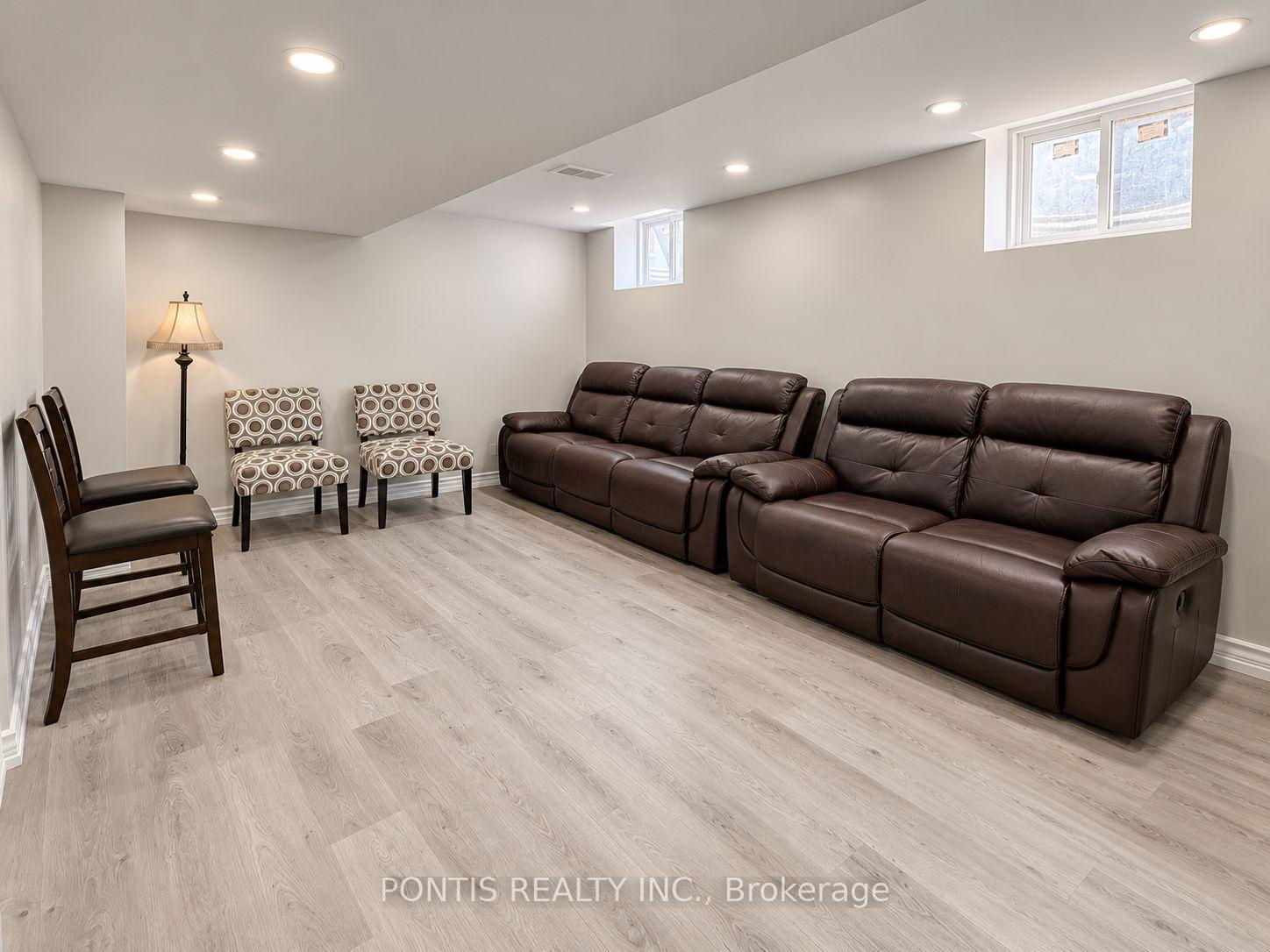 Photo 25 of 145 Harrongate Place, Whitby, Taunton North — HOMEH