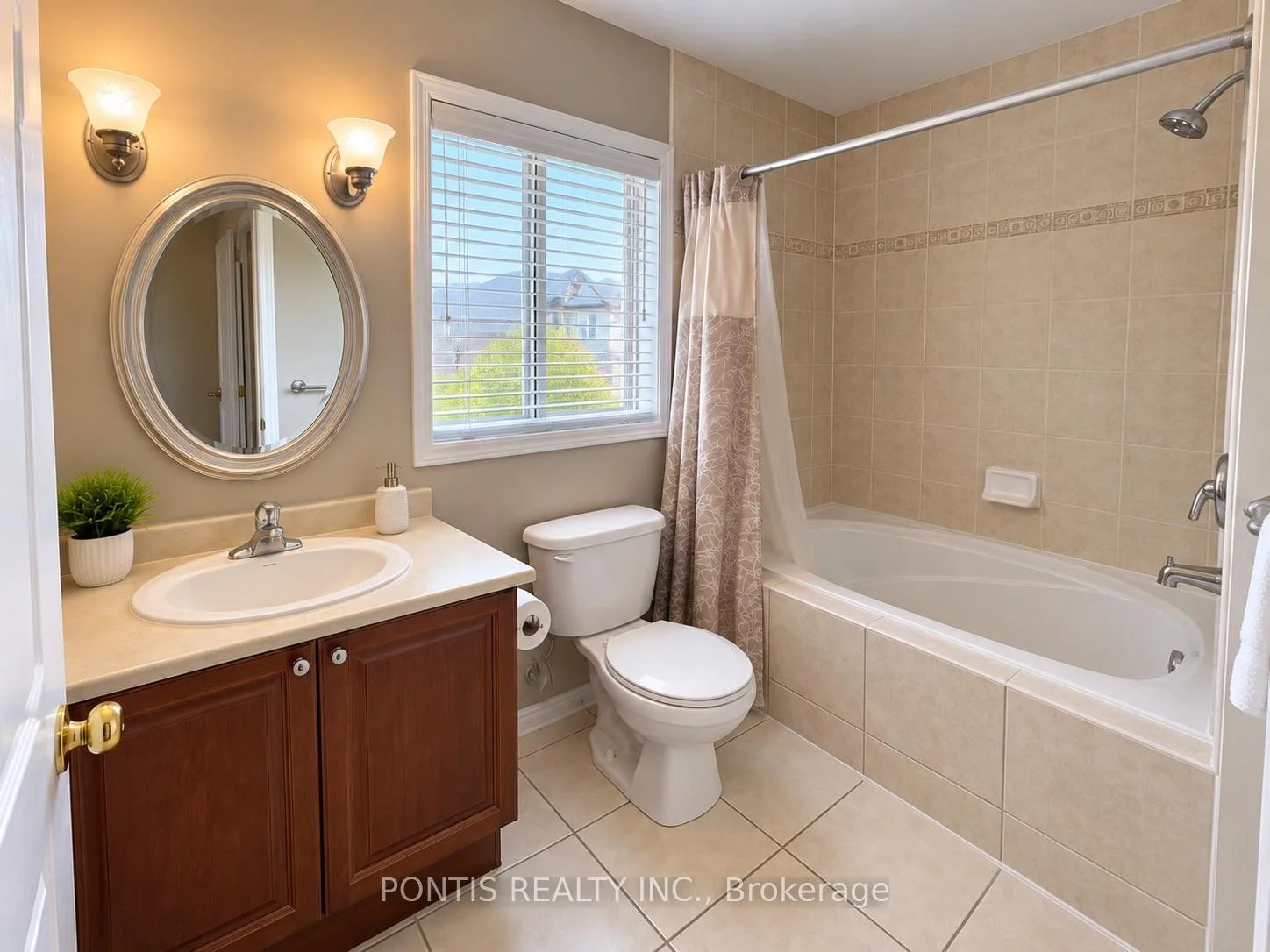 Photo 21 of 145 Harrongate Place, Whitby, Taunton North — HOMEH