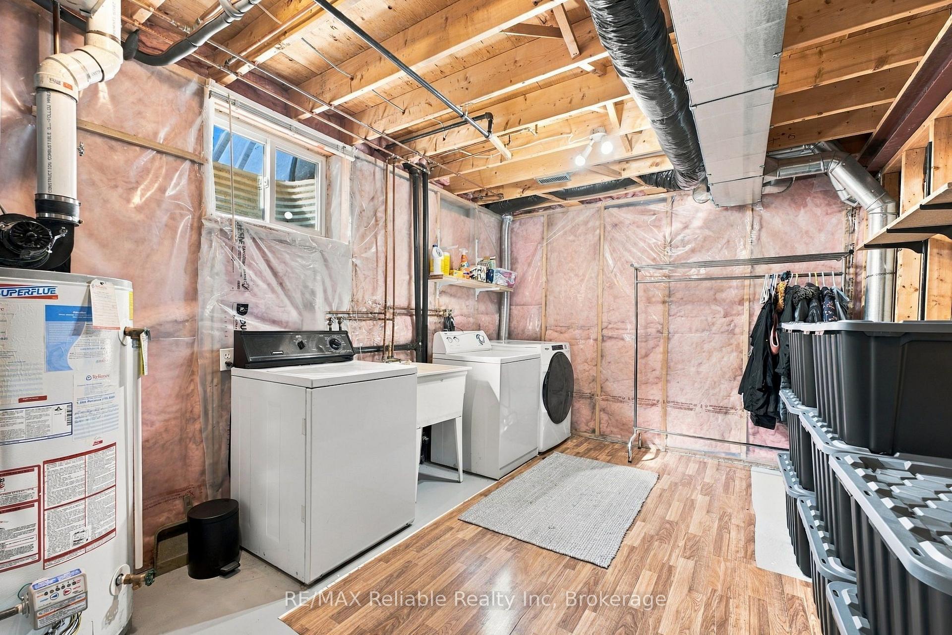 Photo 29 of 71 Meadowridge Road, London, North M — HOMEH