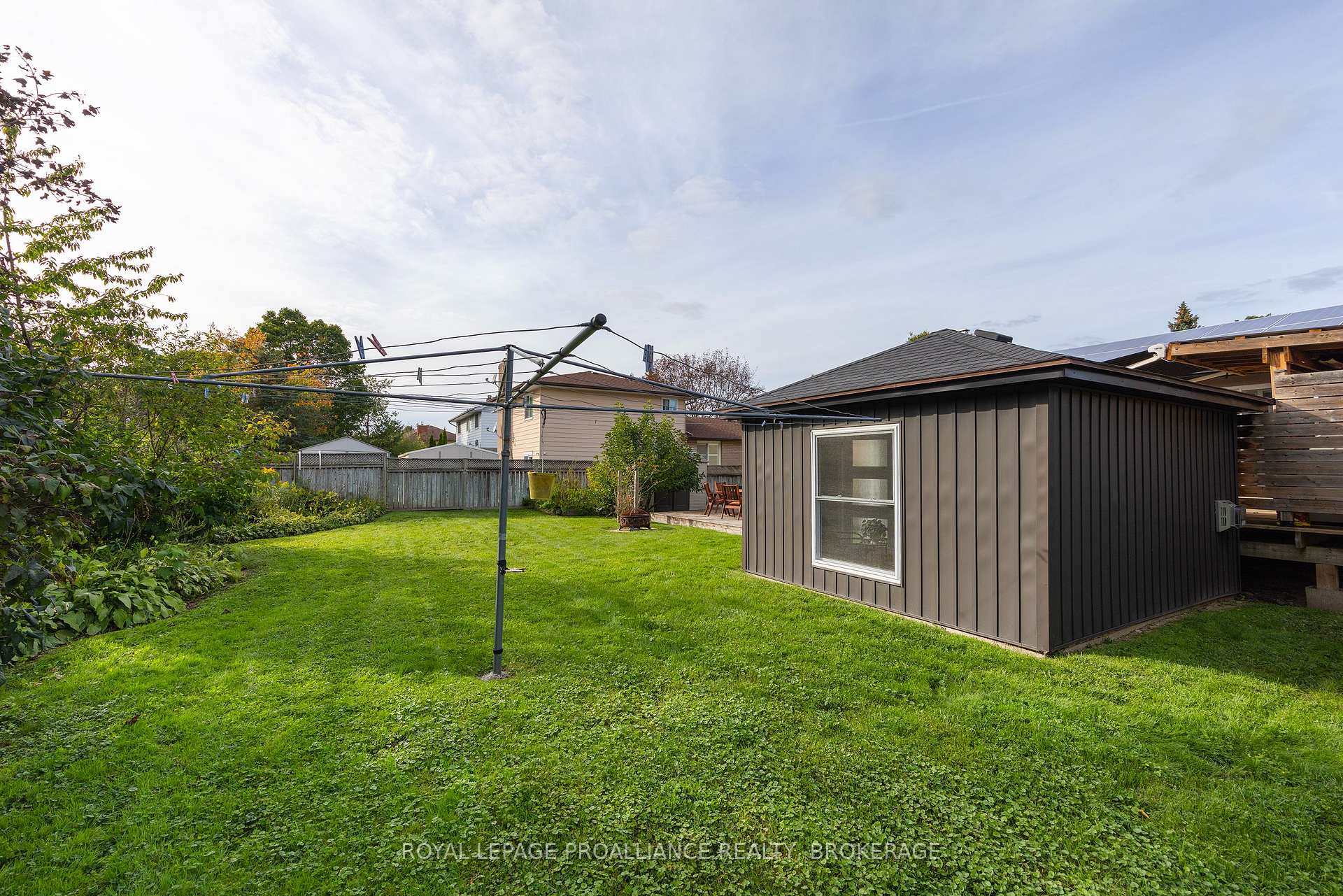 Photo 7 of 503 Canterbury Crescent, Kingston, City SouthWest — HOMEH