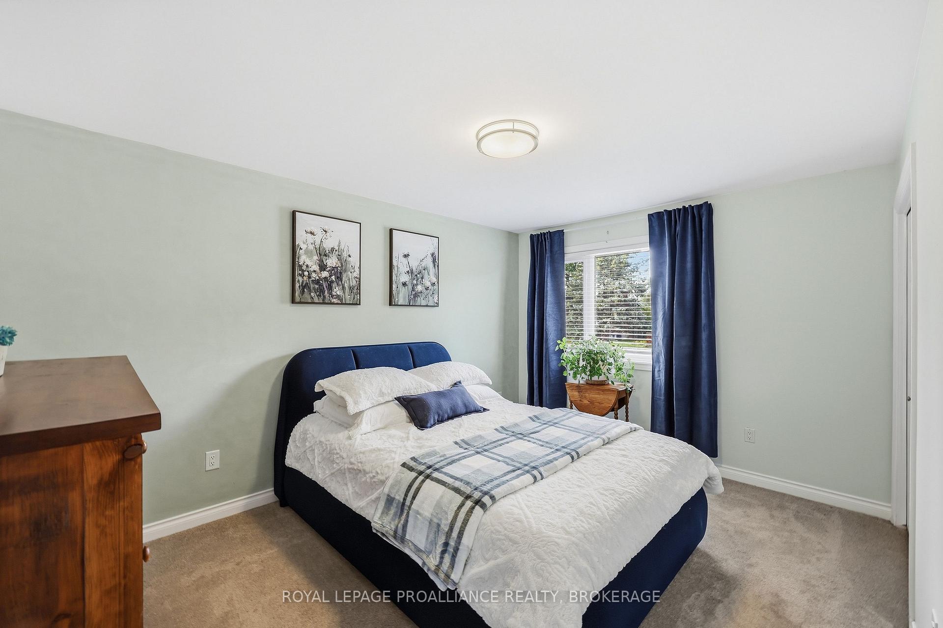 Photo 41 of 503 Canterbury Crescent, Kingston, City SouthWest — HOMEH