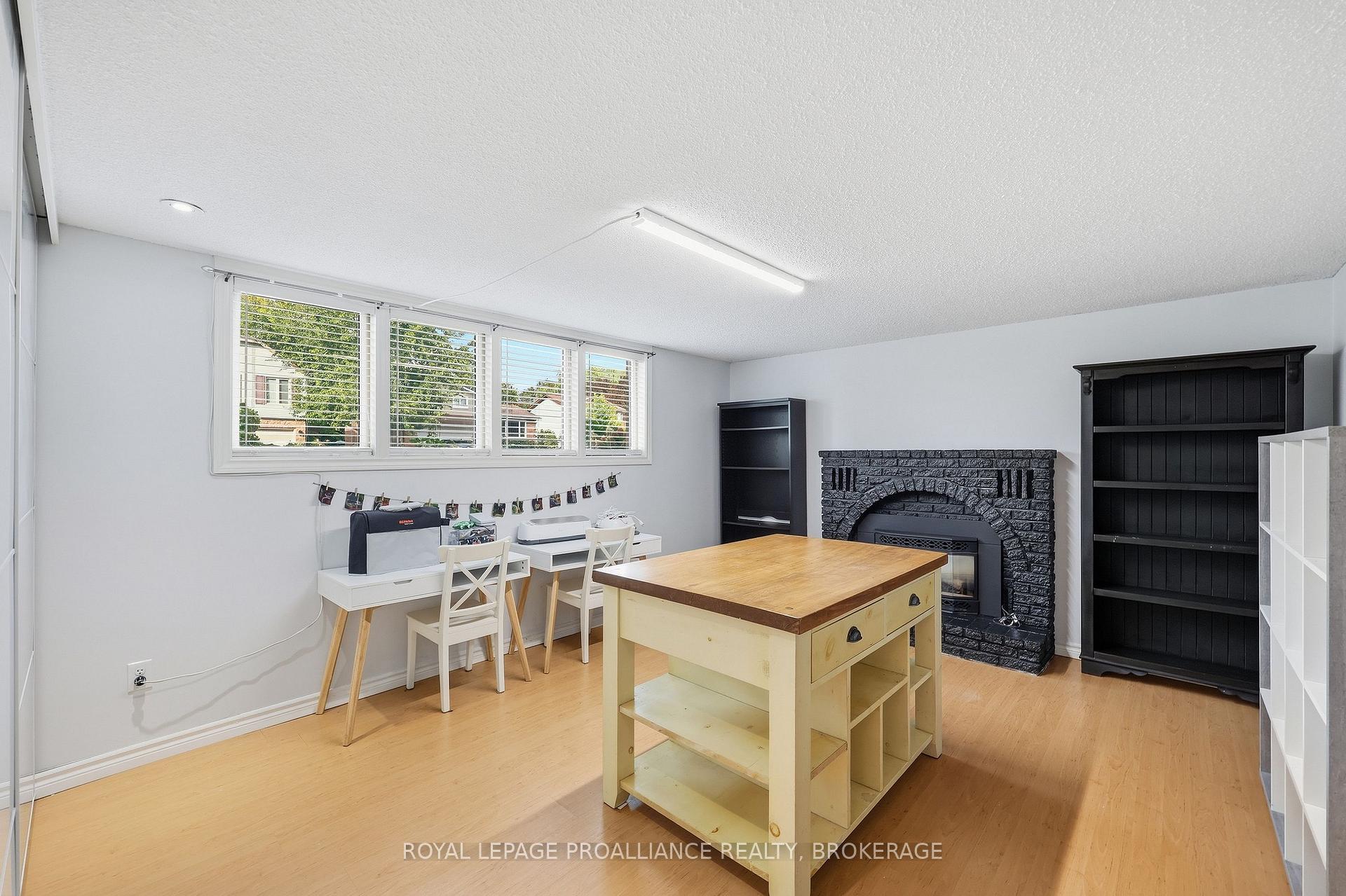 Photo 43 of 503 Canterbury Crescent, Kingston, City SouthWest — HOMEH