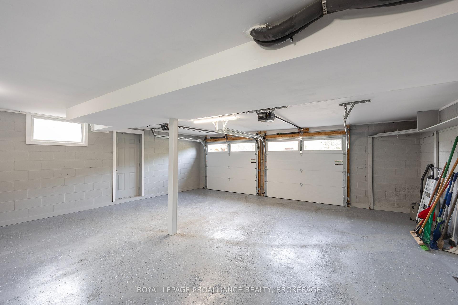 Photo 49 of 503 Canterbury Crescent, Kingston, City SouthWest — HOMEH