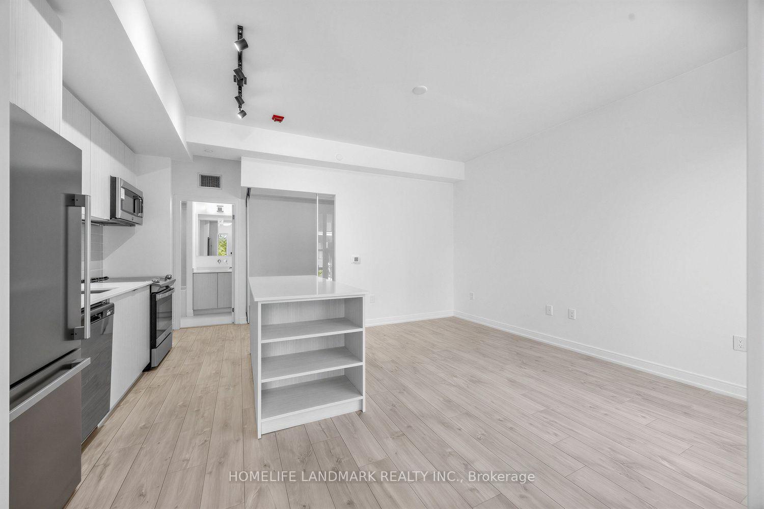 Photo 2 of Unit 5, 172 Clonmore Drive, Scarborough, Birchcliffe-Cliffside — HOMEH