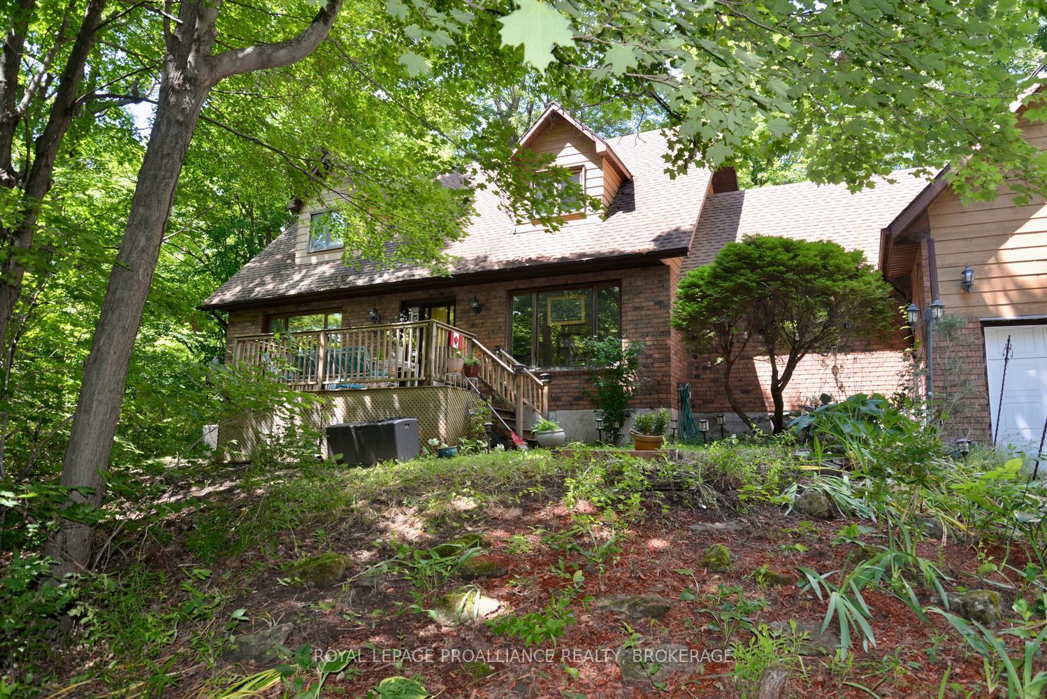 Photo 3 of 1852 MacAlpine Road, Kingston, City North of 401 — HOMEH