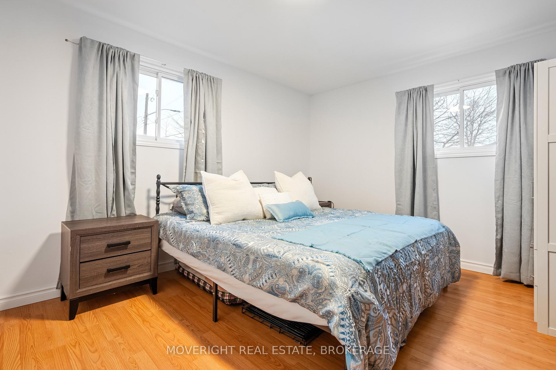 Photo 11 of 618 Lincoln Street, Welland, Lincoln/Crowland — HOMEH