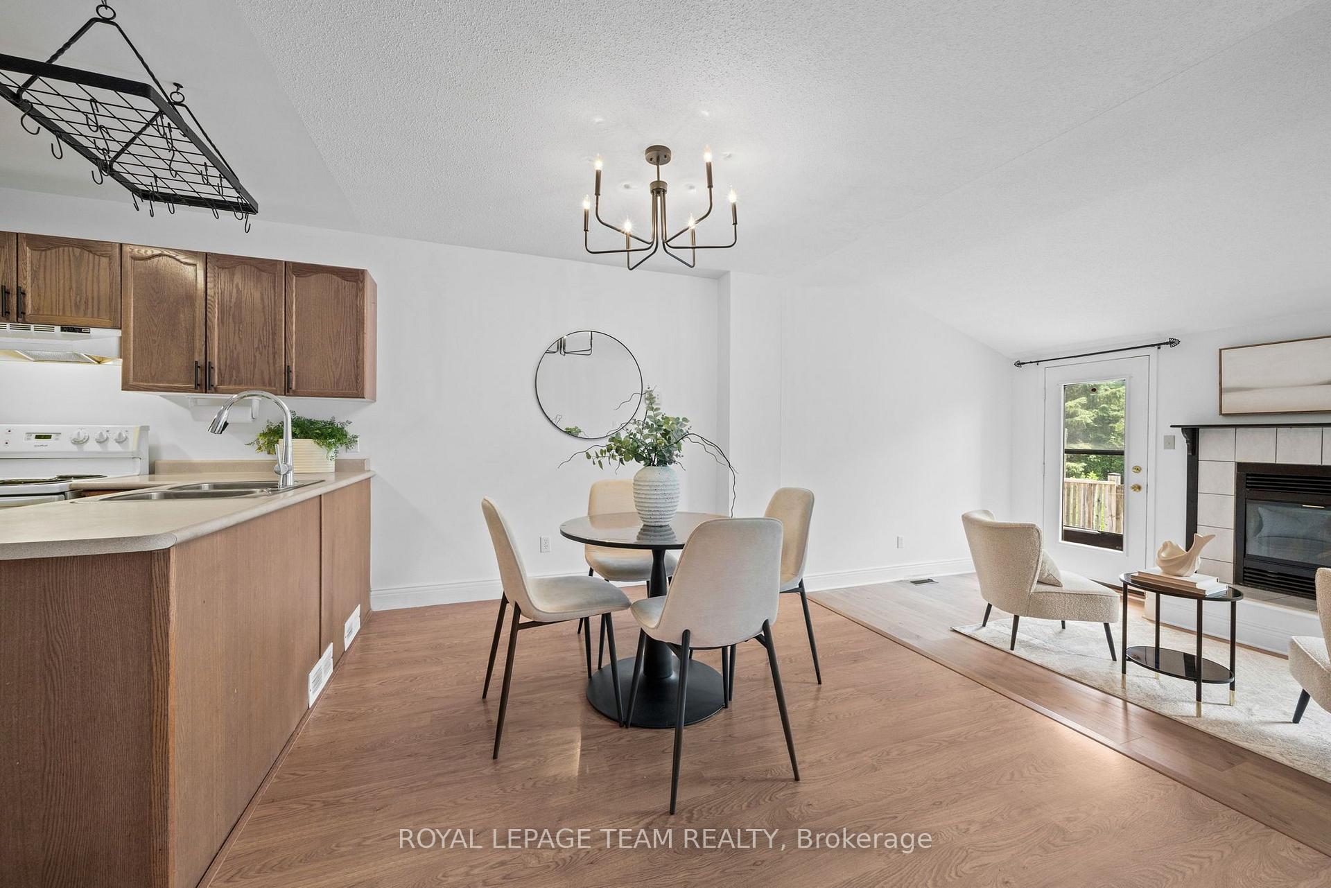 Photo 6 of Unit B, 5744 Andrasi Crescent, Ottawa, Osgoode — HOMEH