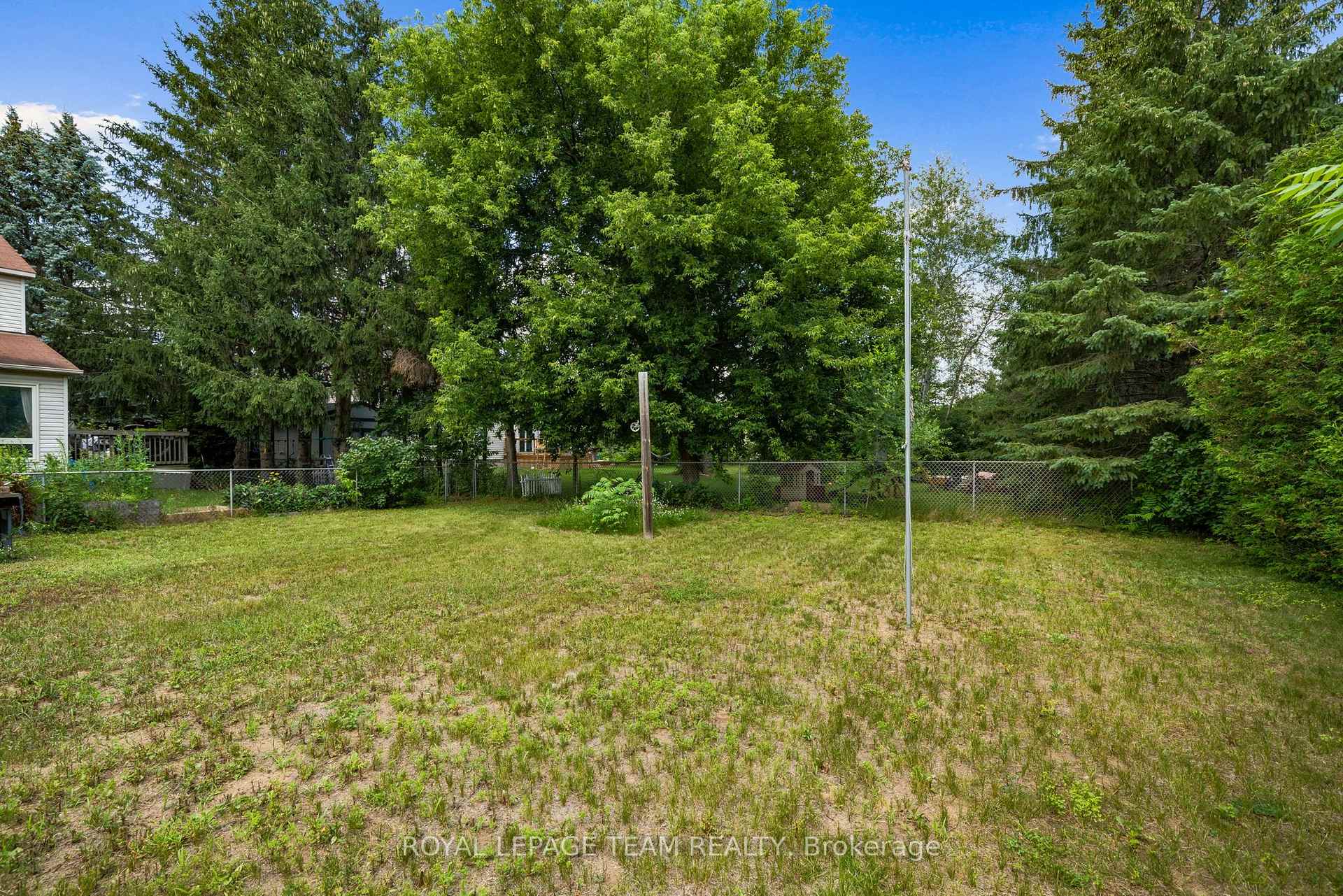 Photo 34 of Unit B, 5744 Andrasi Crescent, Ottawa, Osgoode — HOMEH