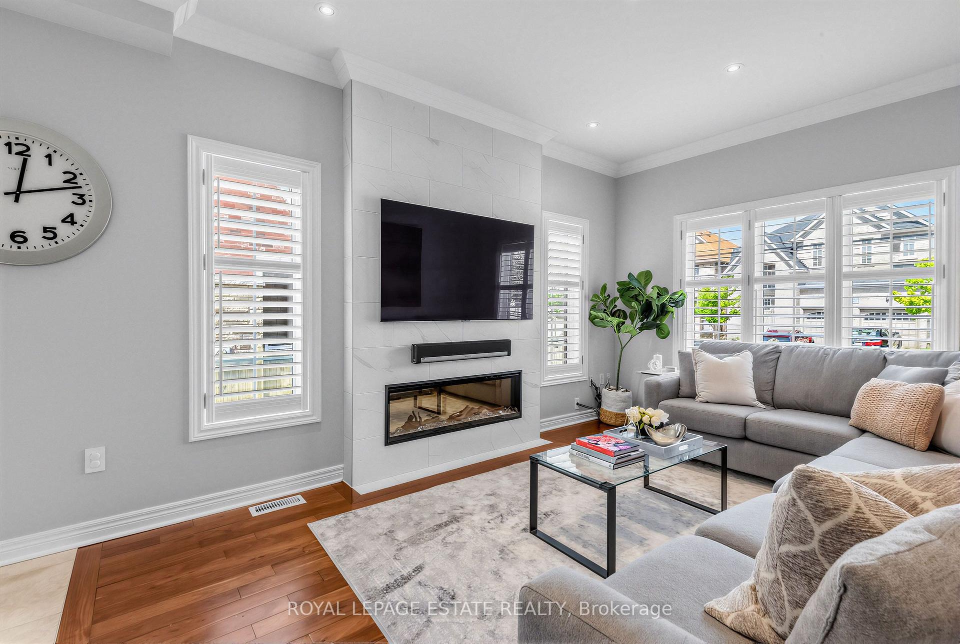 Photo 8 of 180 Jack Pine Road, Vaughan, Patterson — HOMEH