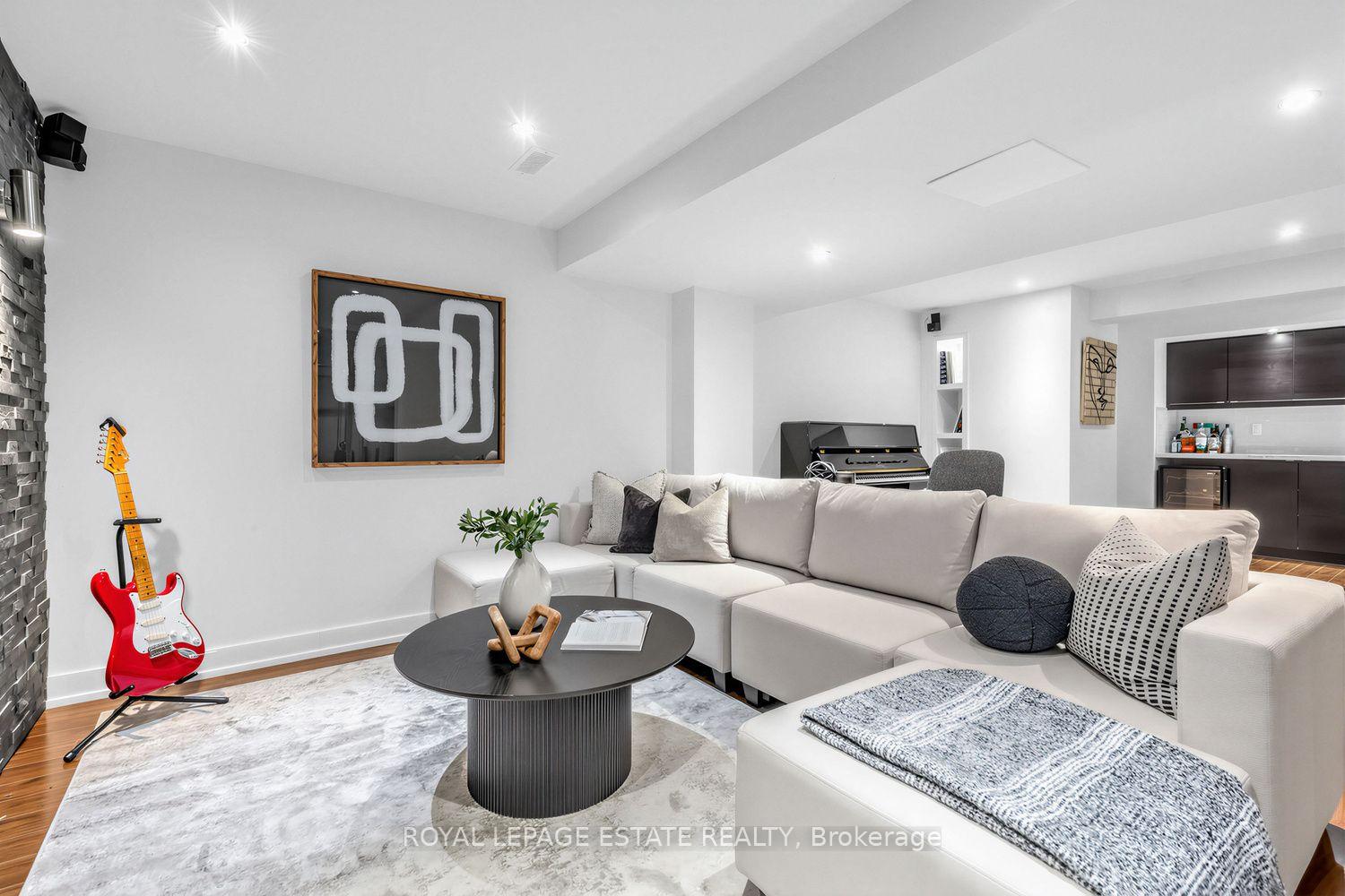 Photo 26 of 180 Jack Pine Road, Vaughan, Patterson — HOMEH