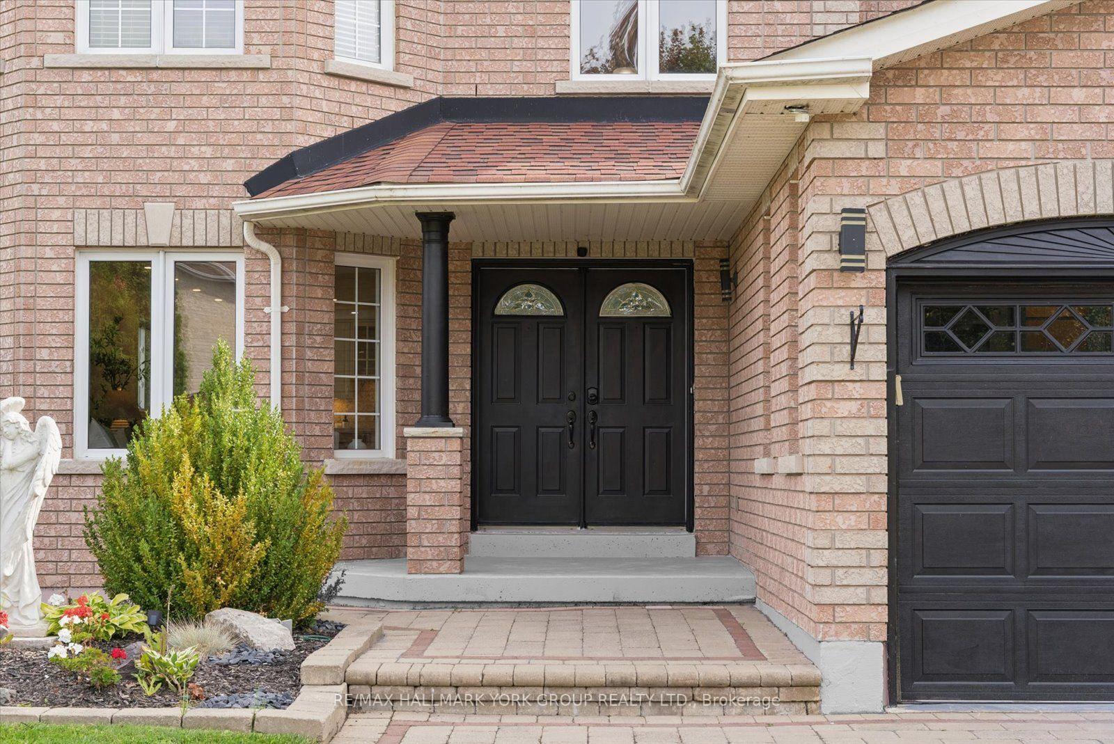 Photo 3 of 70 Bambi Crescent, Georgina, Keswick South — HOMEH