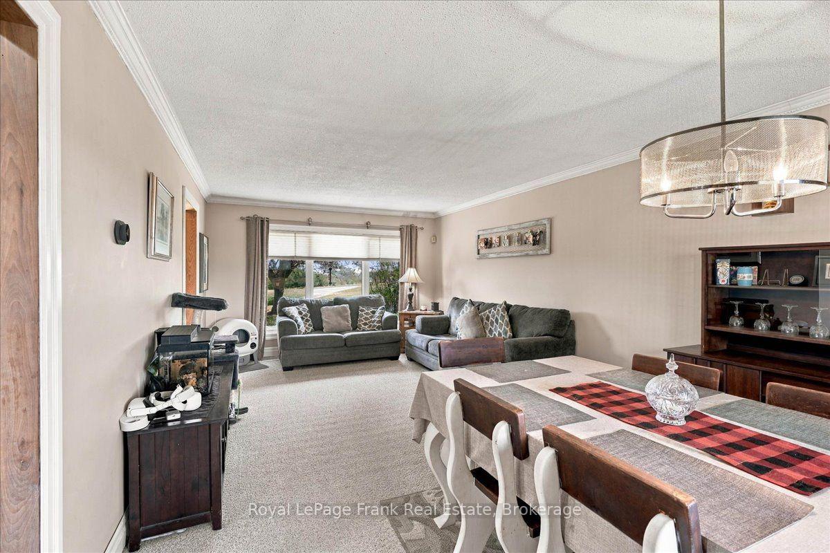 Photo 5 of 178 Roblin Road, Quinte West, Sidney Ward — HOMEH