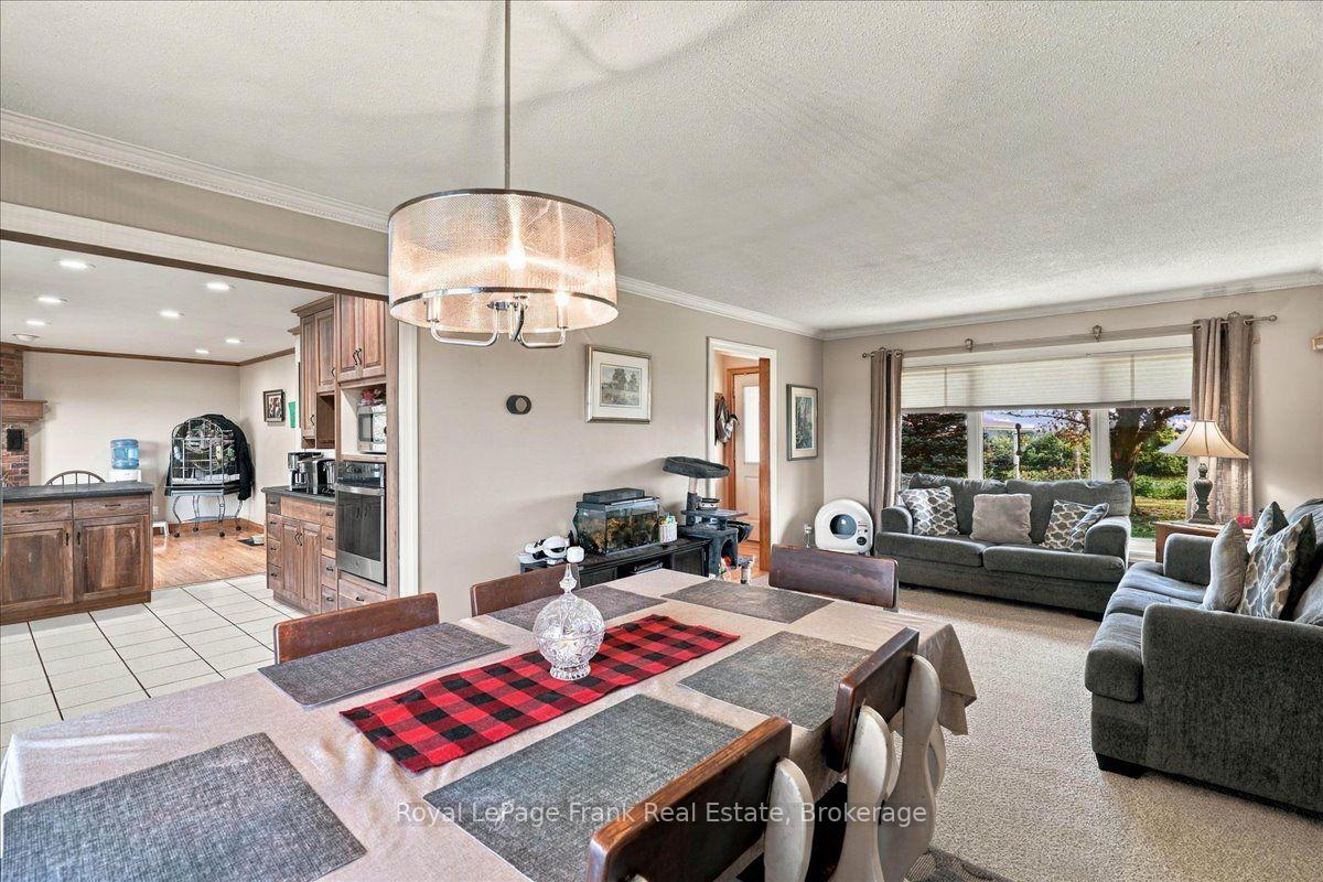 Photo 7 of 178 Roblin Road, Quinte West, Sidney Ward — HOMEH