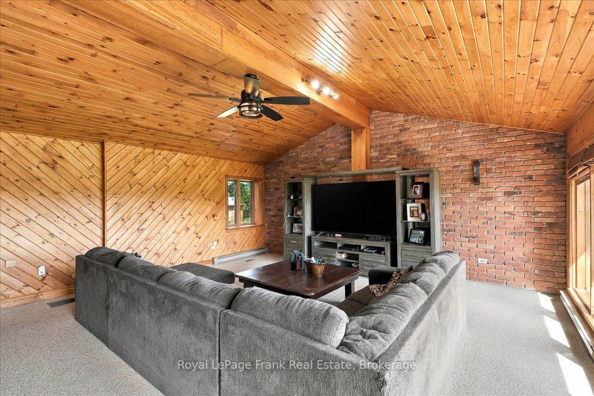 Photo 36 of 178 Roblin Road, Quinte West, Sidney Ward — HOMEH