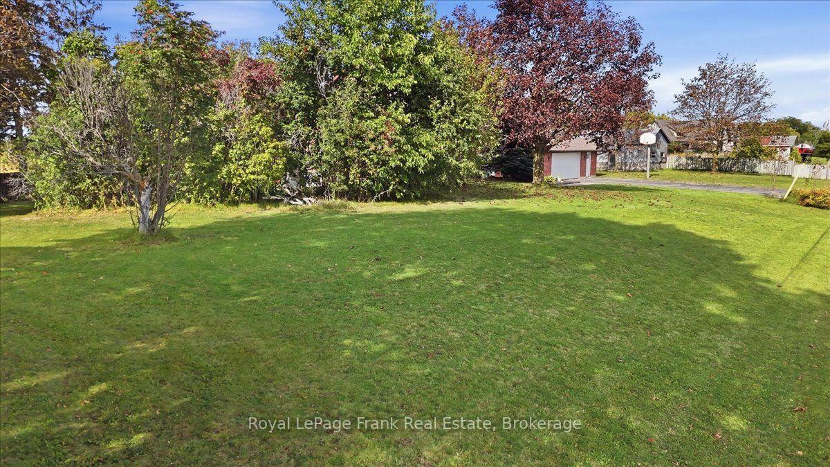 Photo 46 of 178 Roblin Road, Quinte West, Sidney Ward — HOMEH