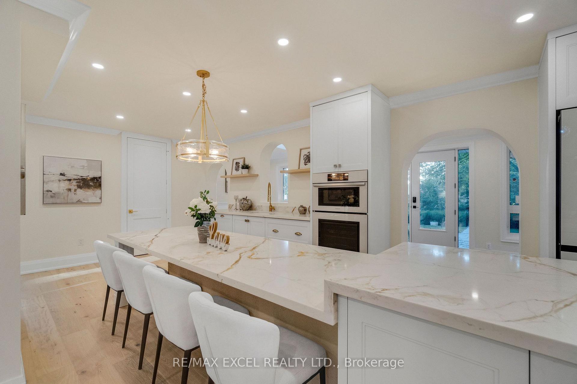 Photo 9 of 599 Conacher Drive, North York, Newtonbrook East — HOMEH