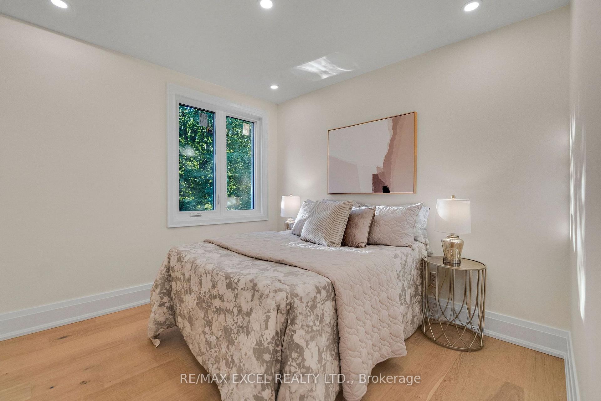 Photo 20 of 599 Conacher Drive, North York, Newtonbrook East — HOMEH