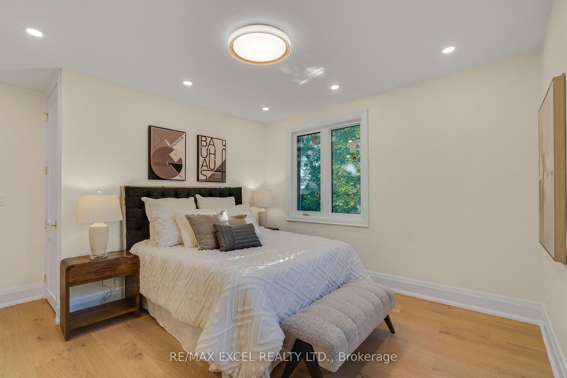 Photo 23 of 599 Conacher Drive, North York, Newtonbrook East — HOMEH