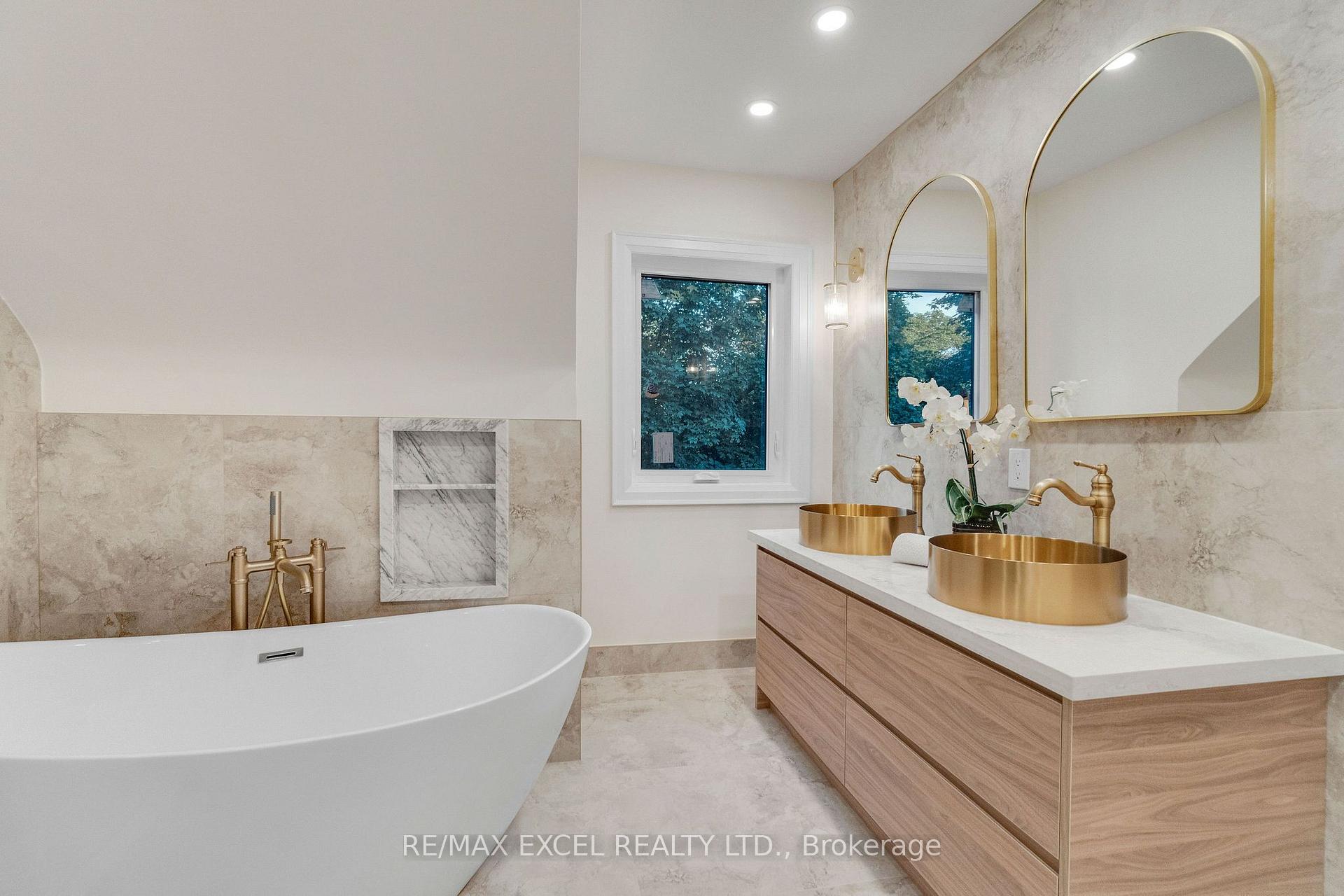 Photo 25 of 599 Conacher Drive, North York, Newtonbrook East — HOMEH