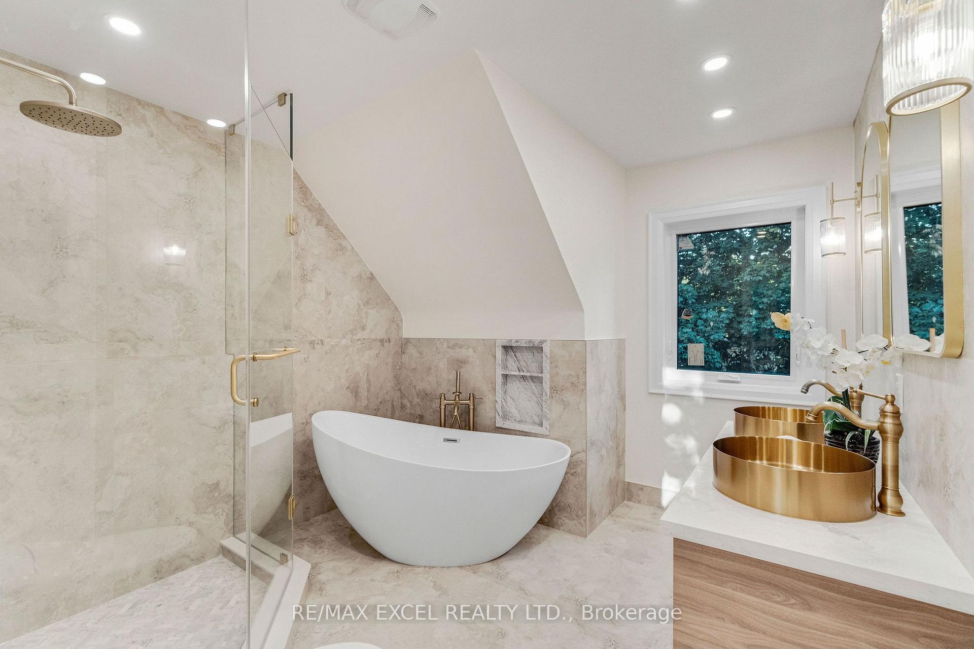 Photo 27 of 599 Conacher Drive, North York, Newtonbrook East — HOMEH