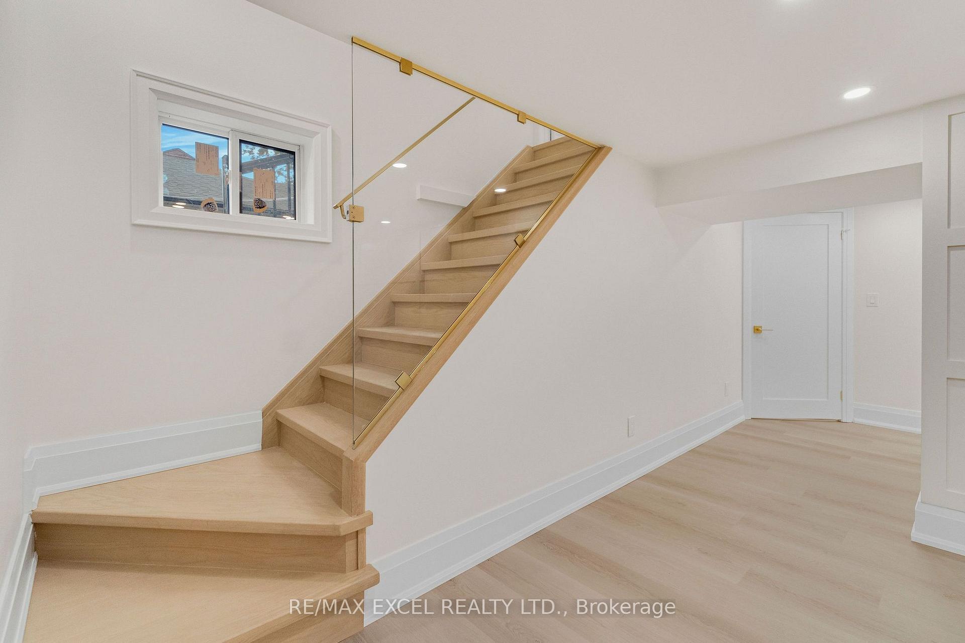 Photo 31 of 599 Conacher Drive, North York, Newtonbrook East — HOMEH