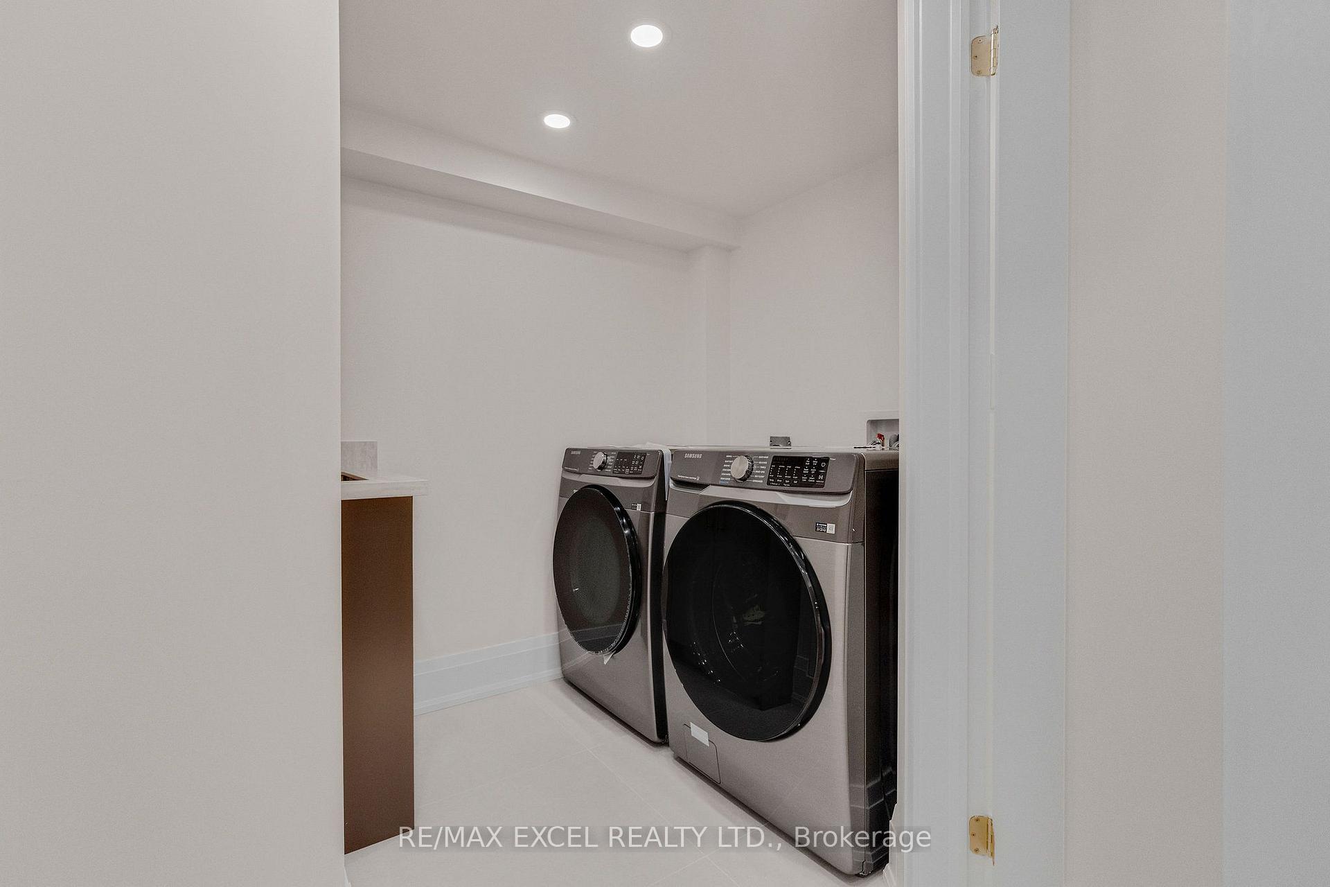 Photo 37 of 599 Conacher Drive, North York, Newtonbrook East — HOMEH