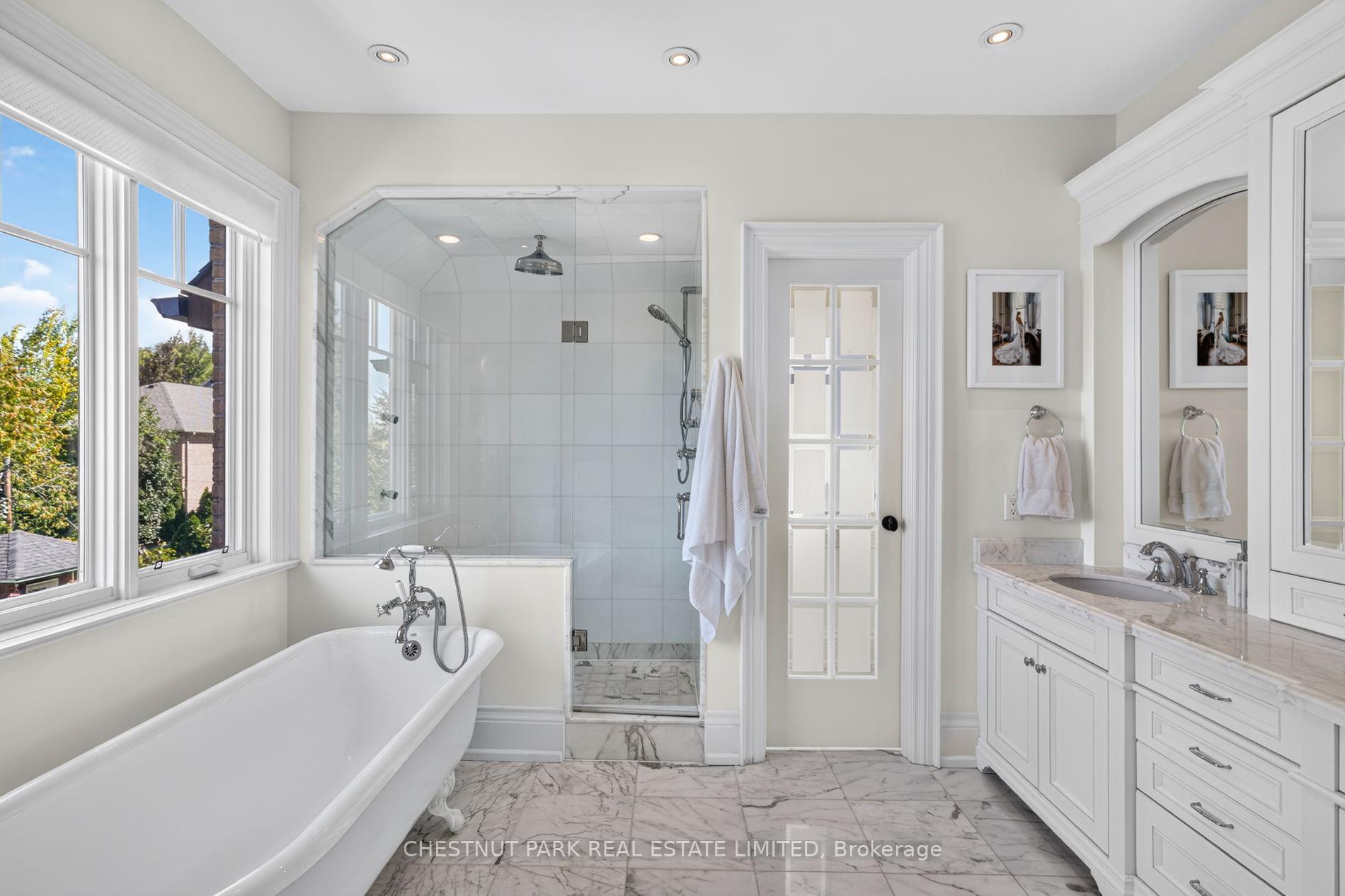Photo 26 of 179 Yonge Boulevard, Toronto, Bedford Park-Nortown — HOMEH